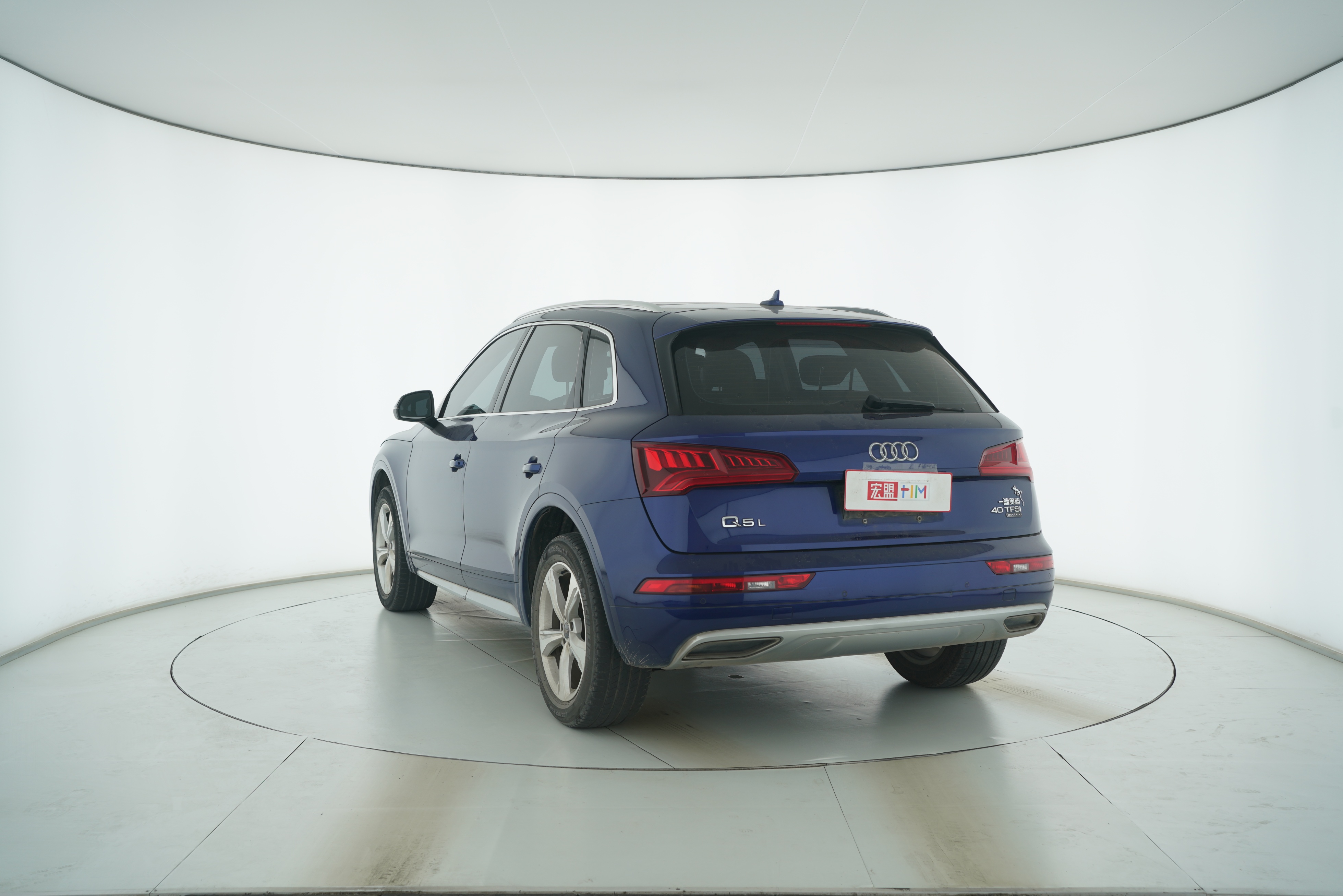 Audi Q5L 2018 — фото 3