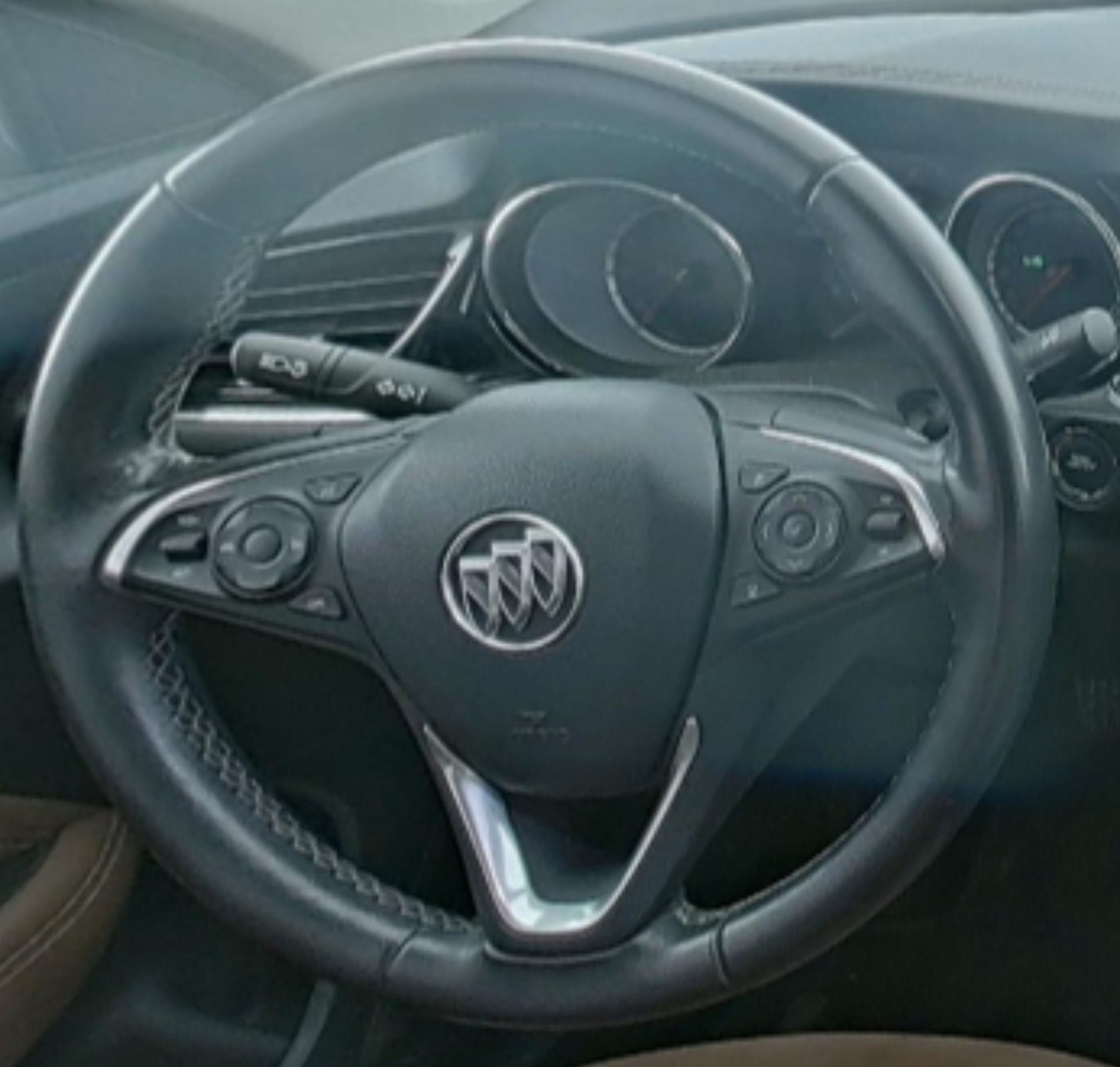 Buick Regal 2019 — фото 10