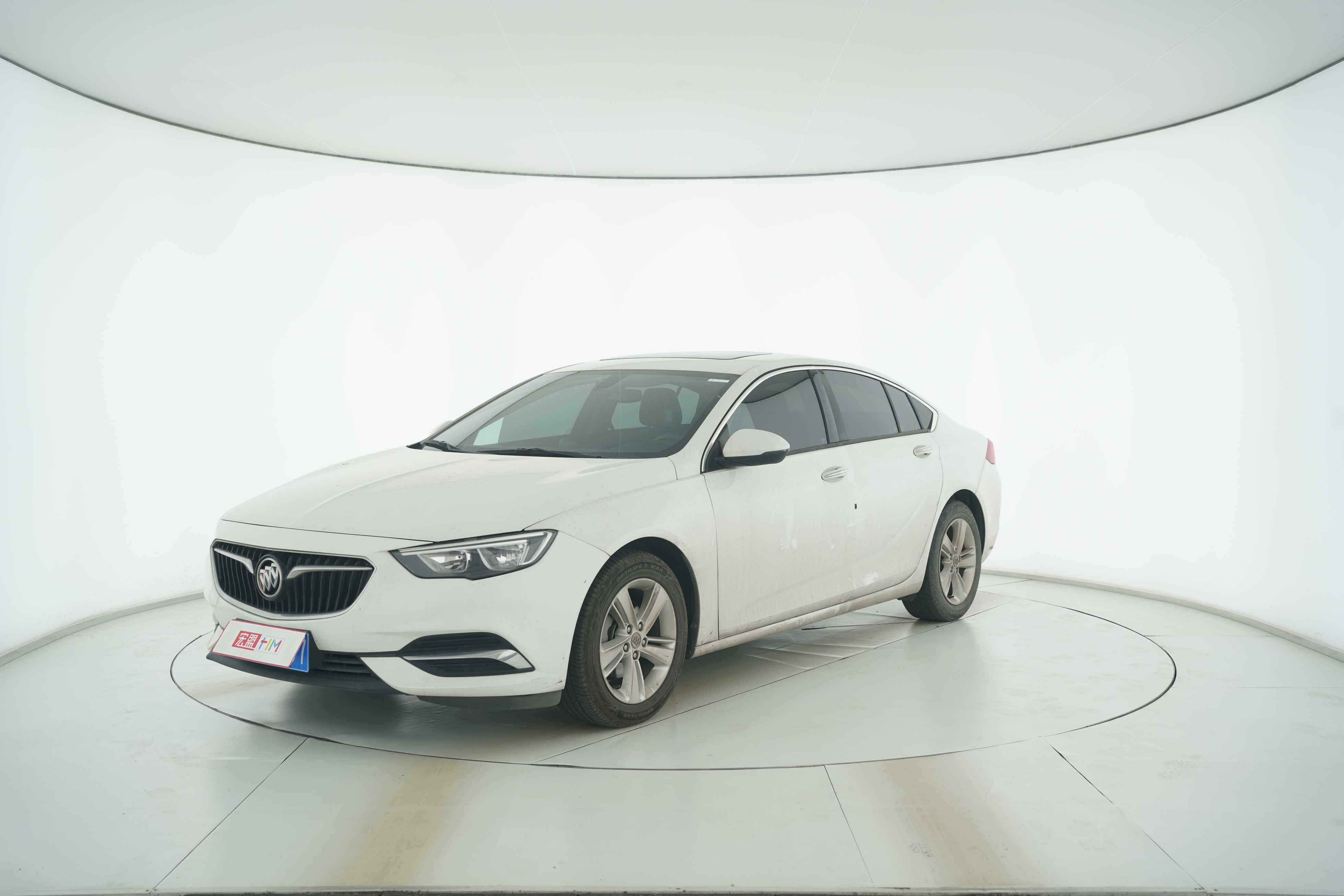 Buick Regal 2019 — фото 1