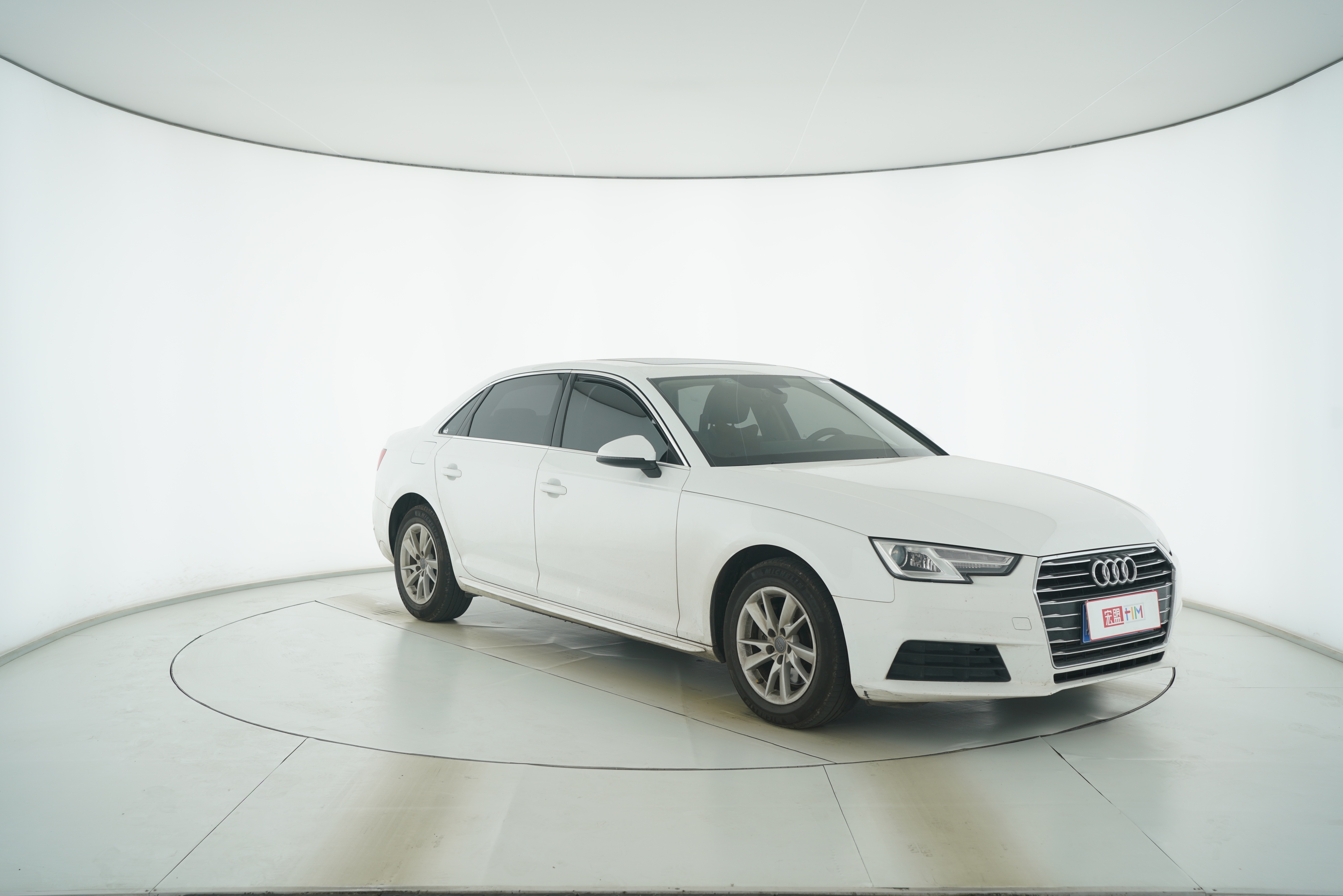 Audi A4L 2017 — фото 2