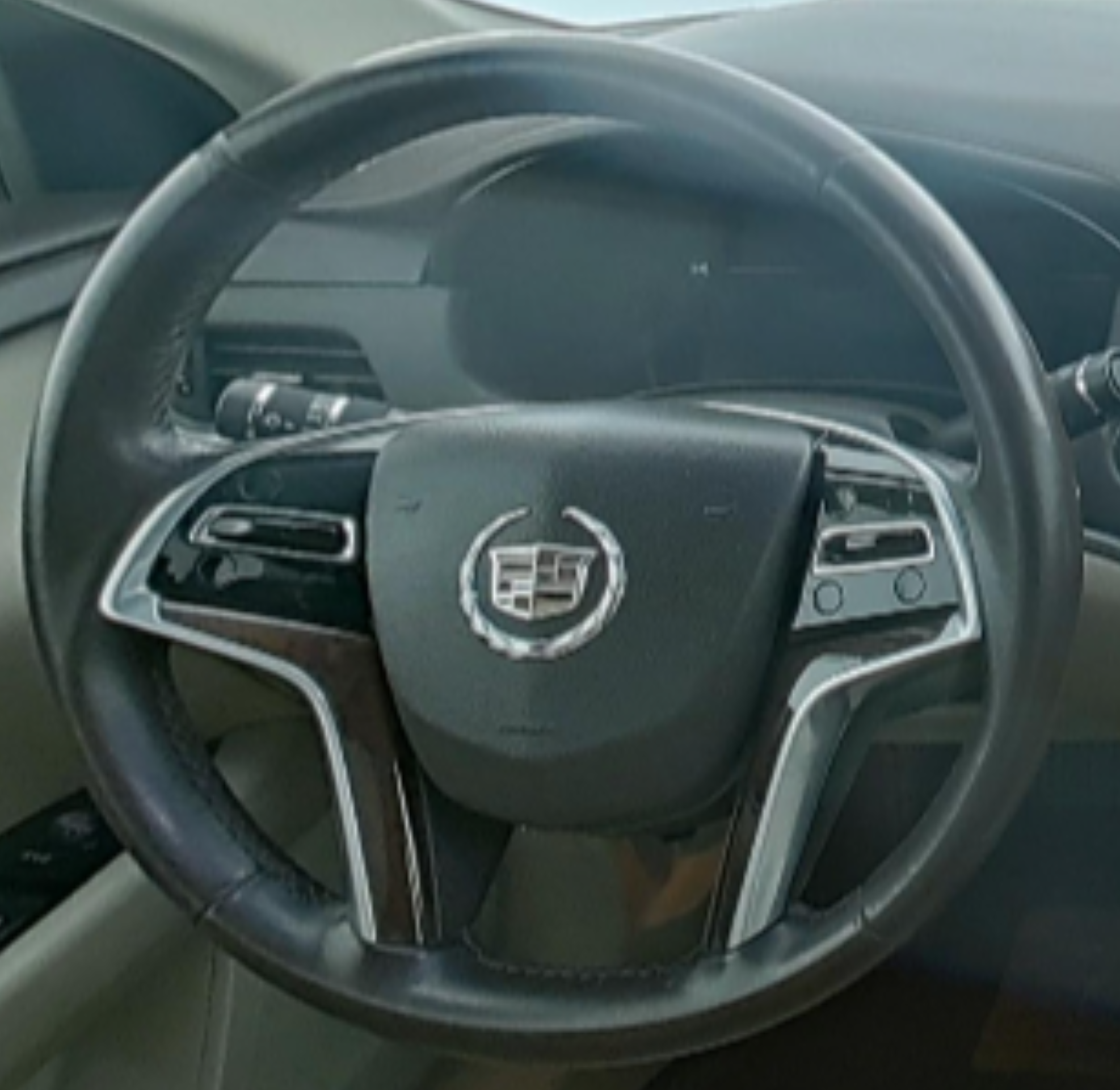 Cadillac XTS 2015 — фото 10