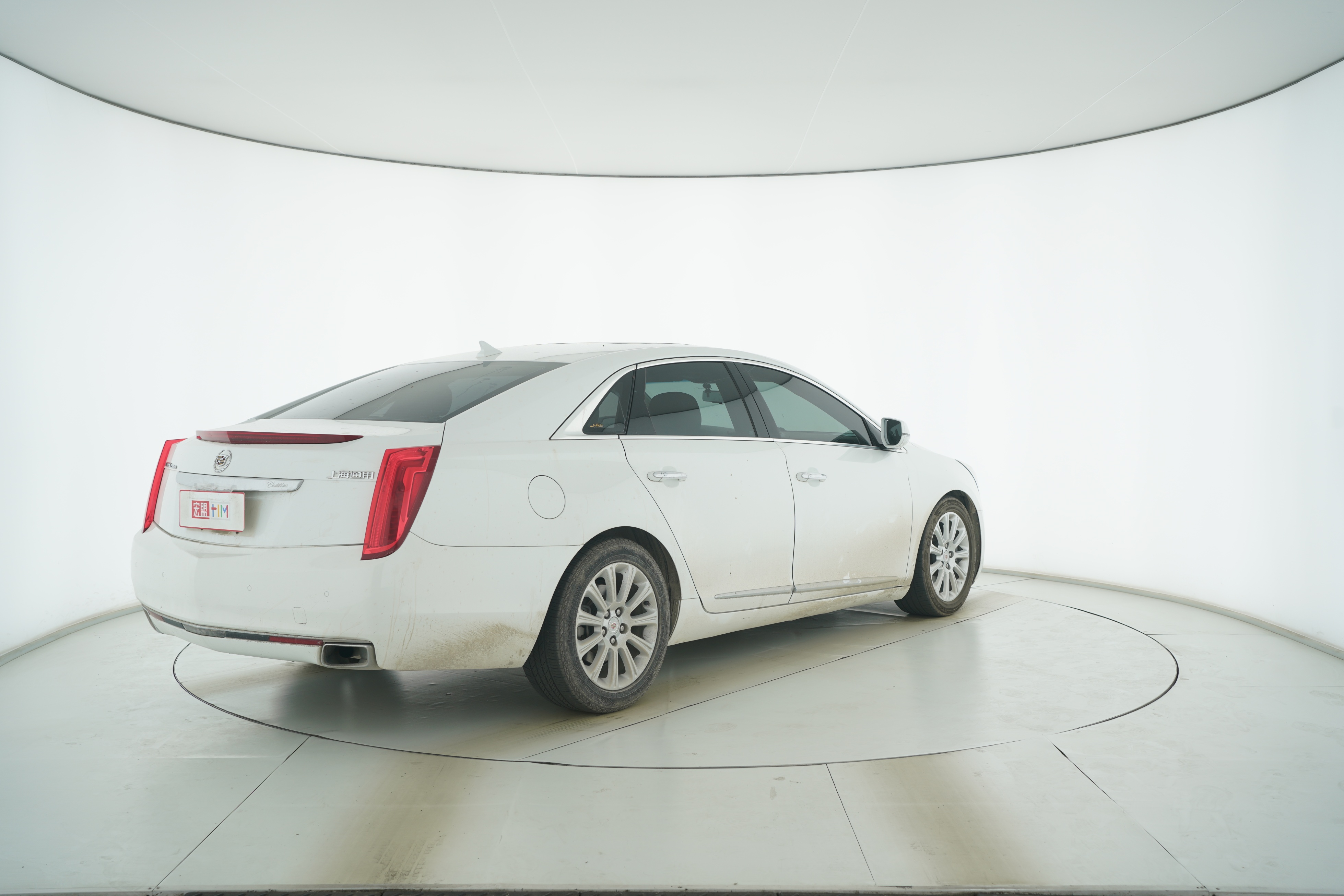 Cadillac XTS 2015 — фото 4