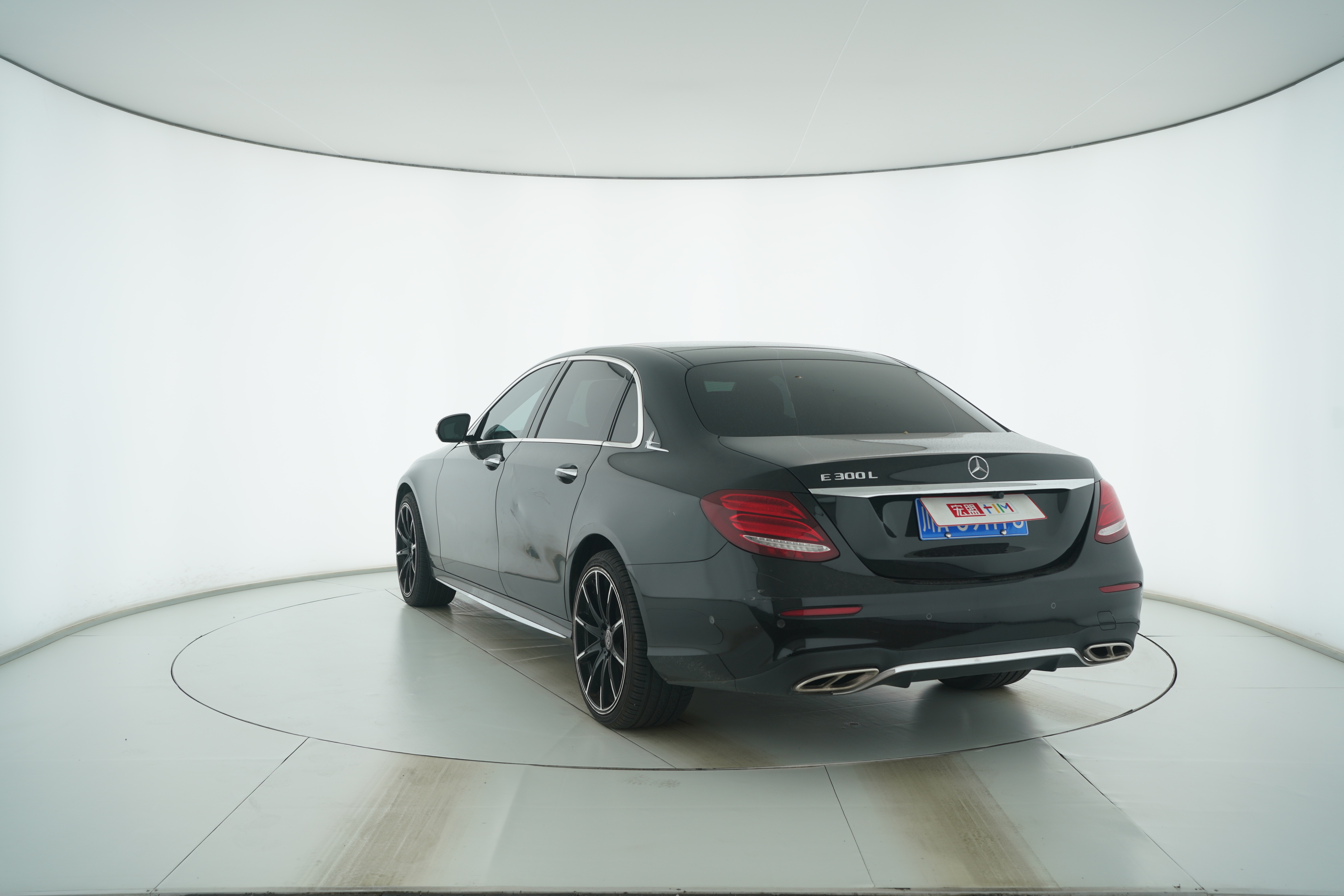 Mercedes Benz E-Class 2019 — фото 3