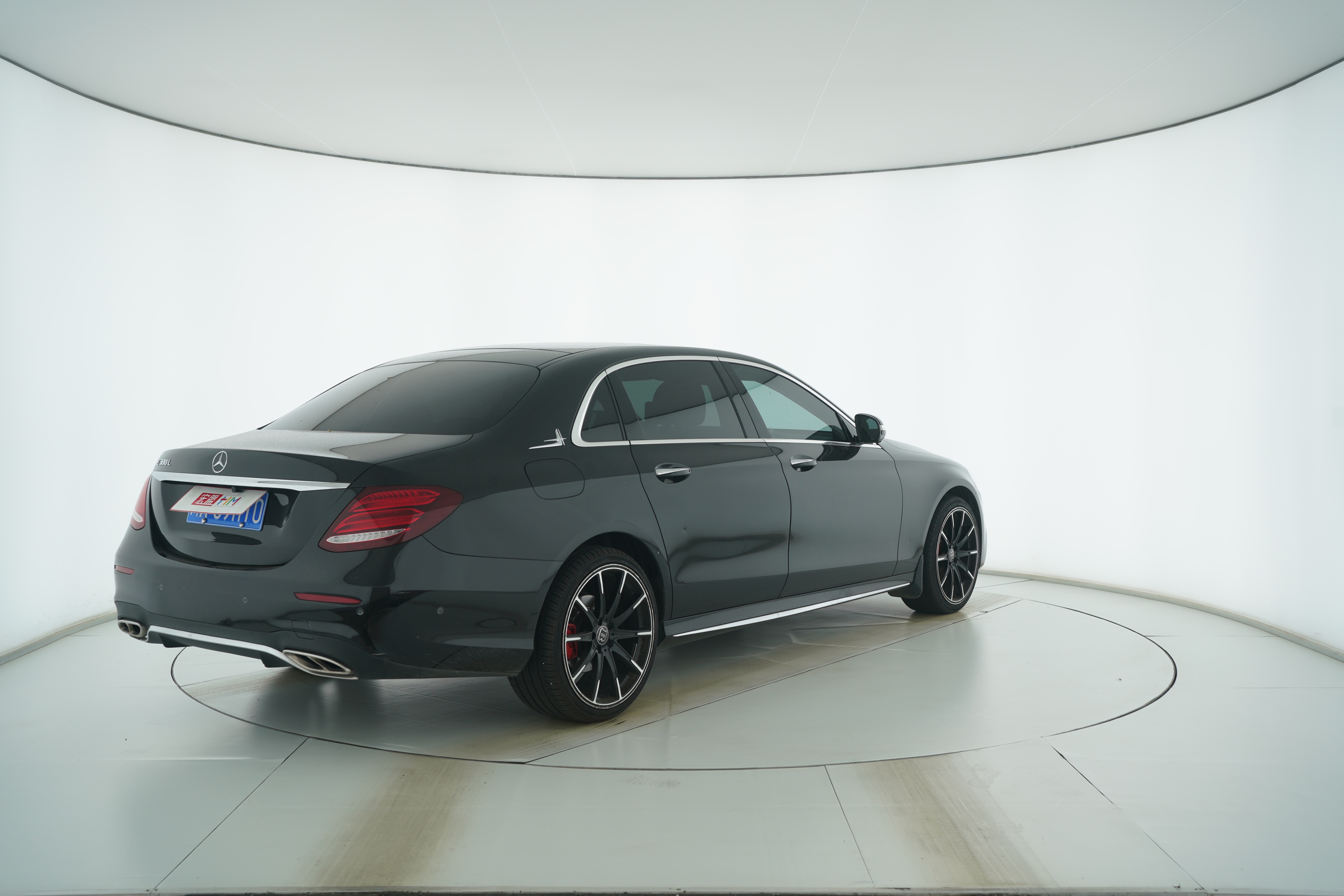 Mercedes Benz E-Class 2019 — фото 4