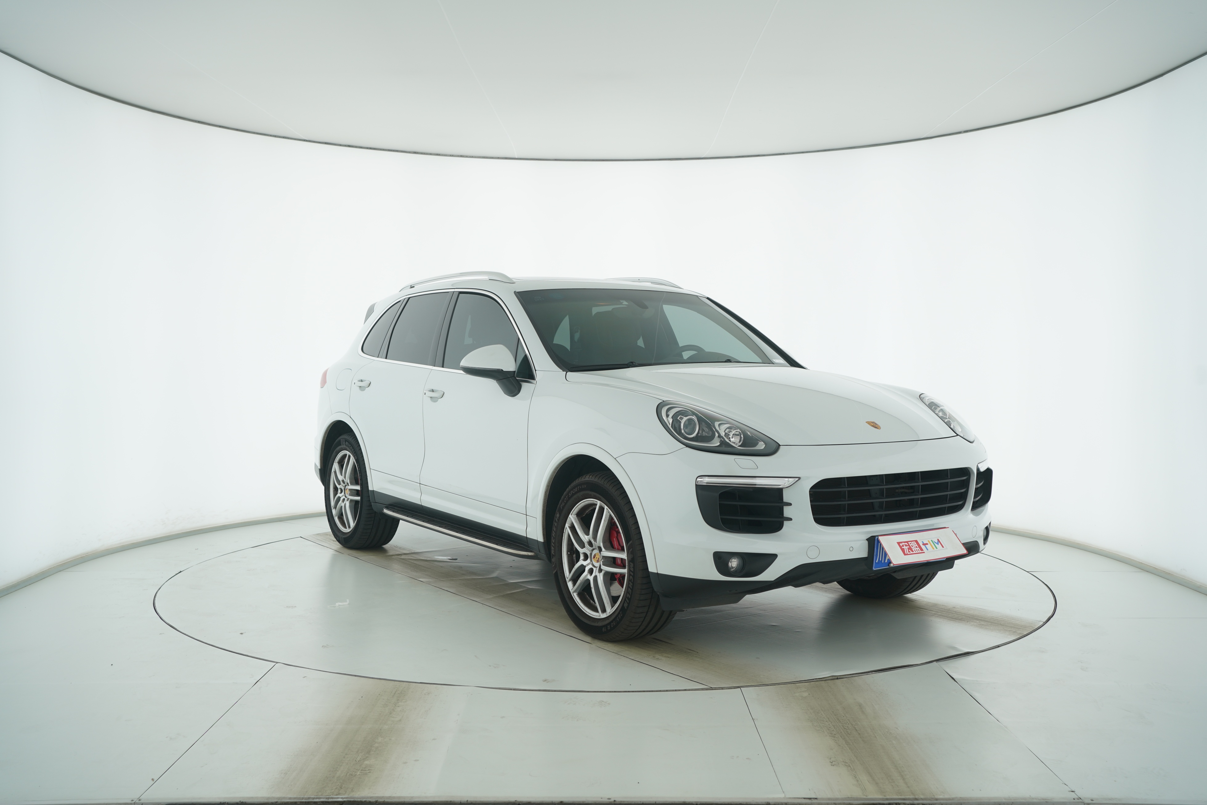 Porsche Cayenne 2016 — фото 2