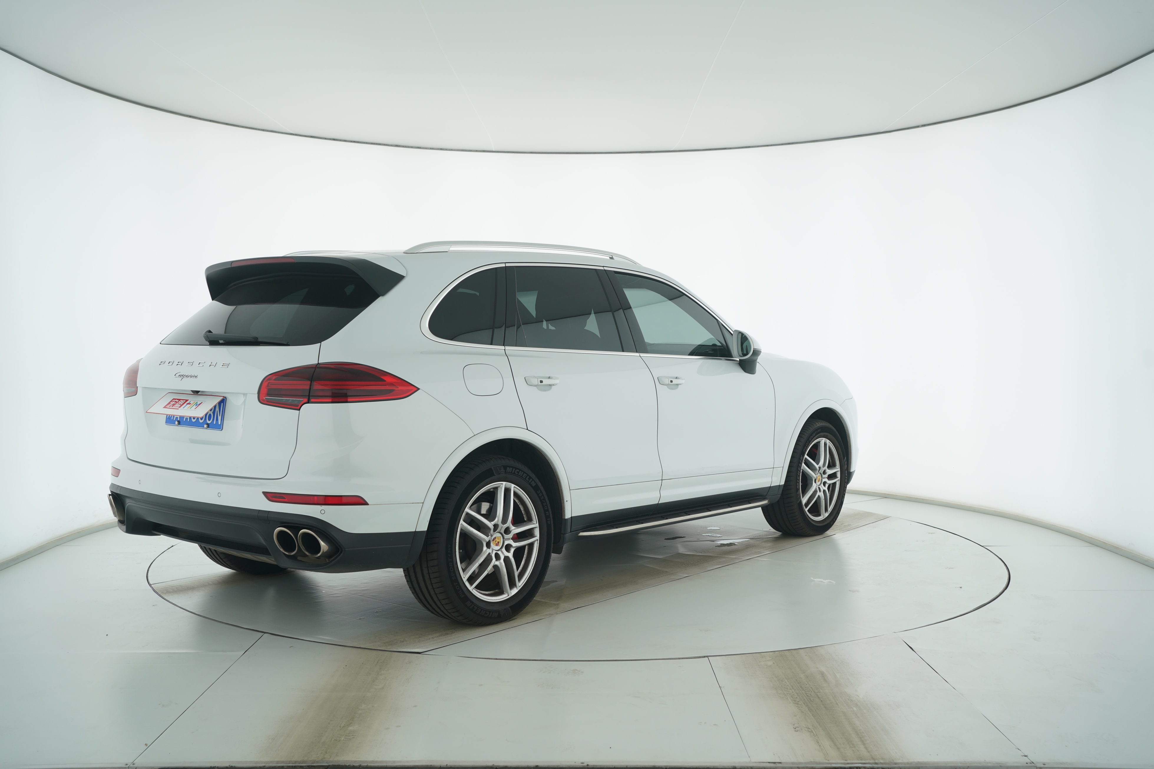 Porsche Cayenne 2016 — фото 4