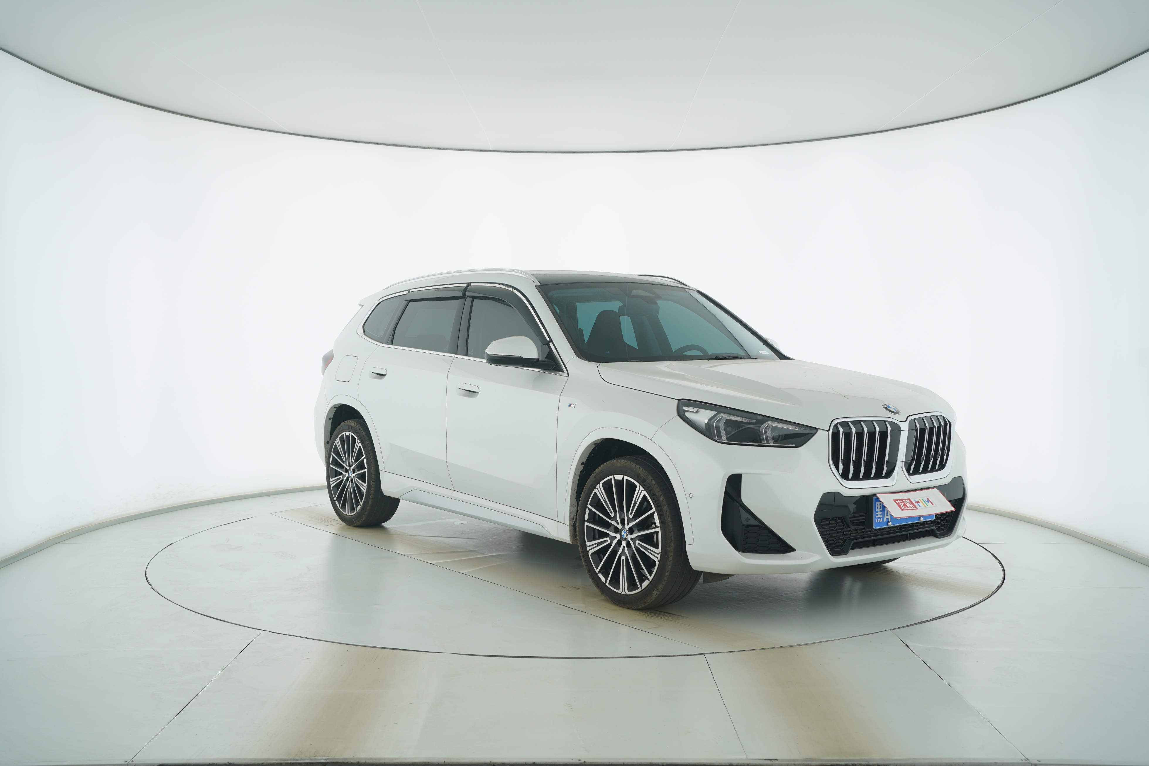 BMW X1 2023 — фото 2
