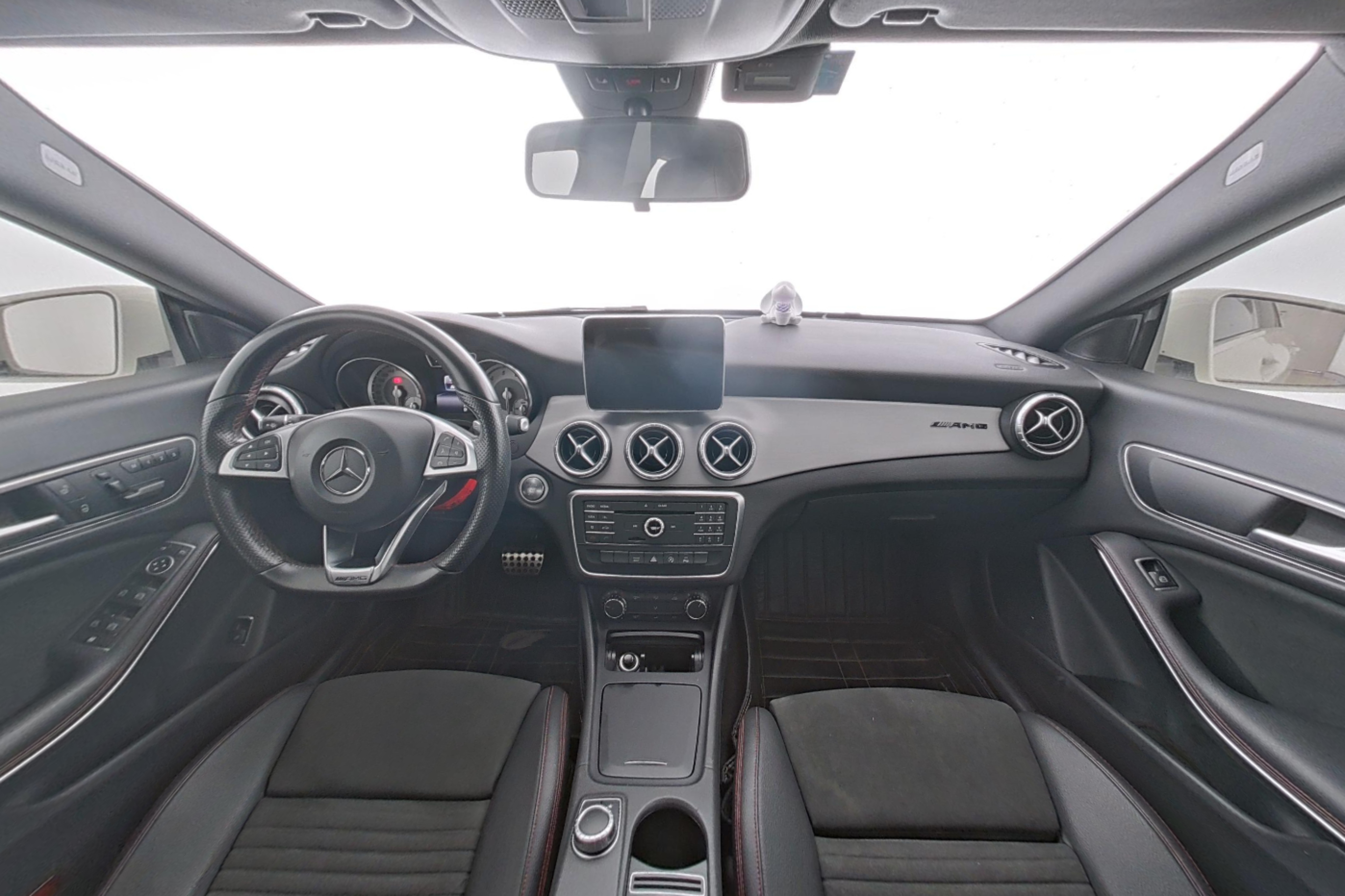 Mercedes Benz GLA-Class 2016 — фото 9