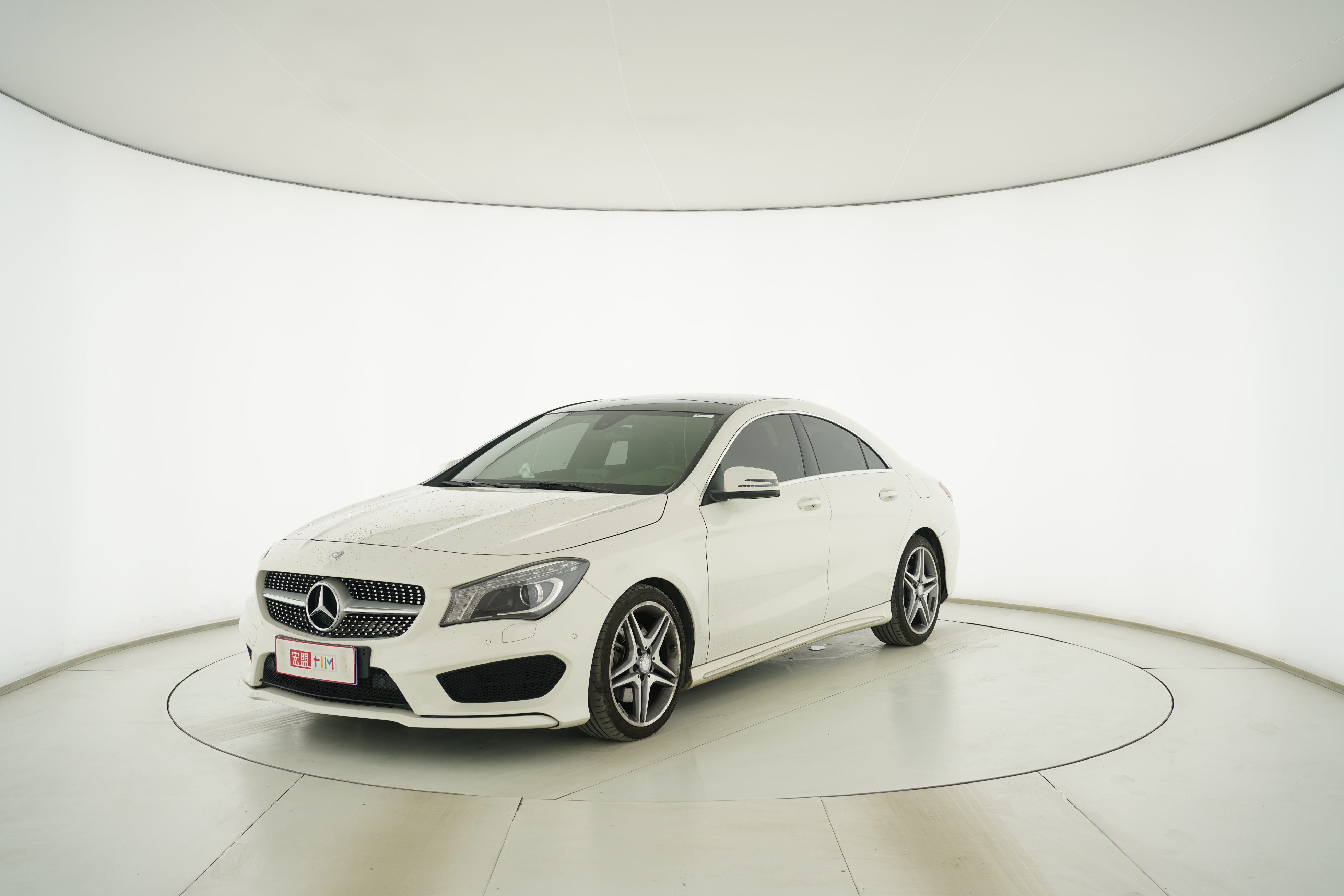 Mercedes Benz GLA-Class 2016 — фото 1