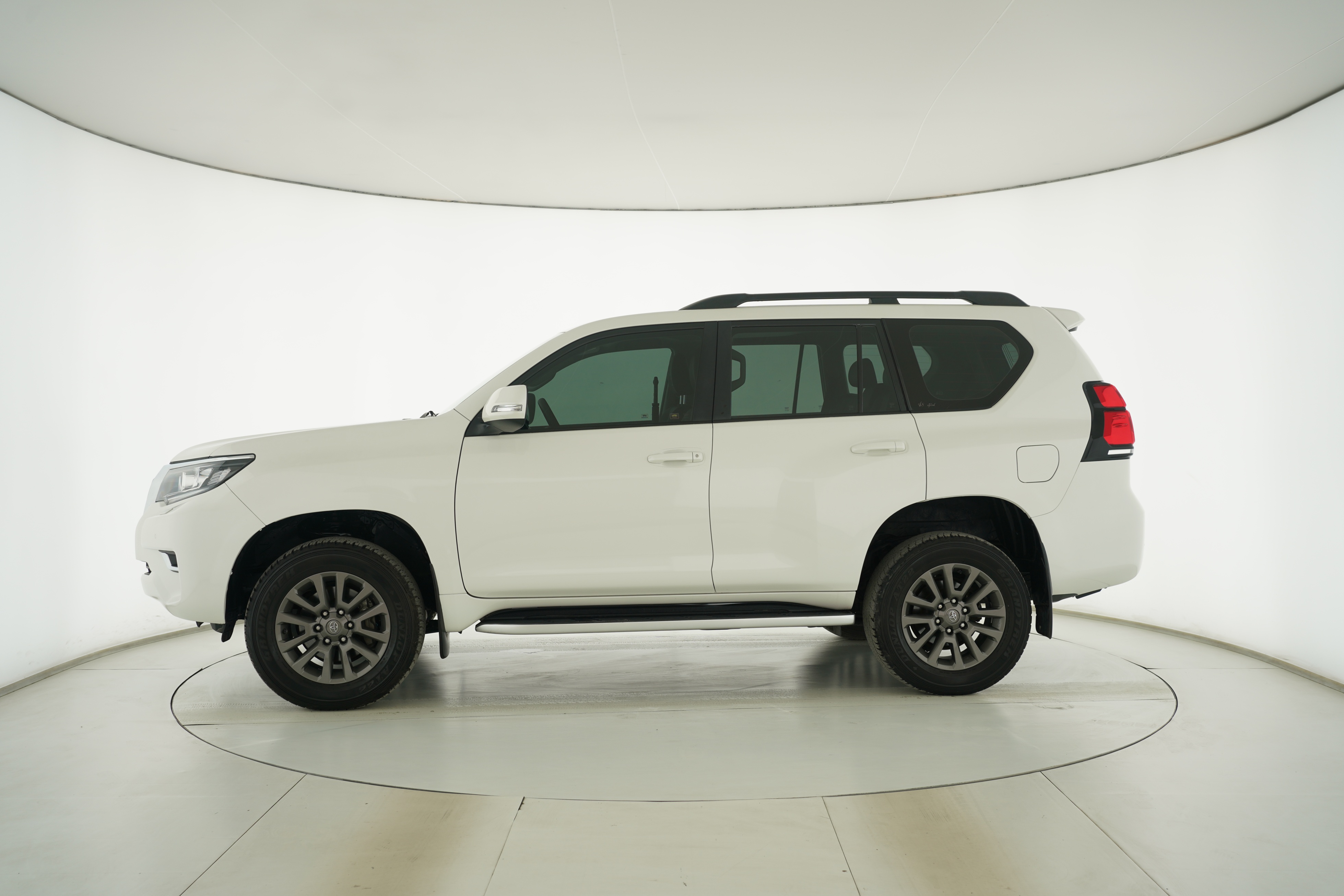 Toyota Prado 2018 — фото 7