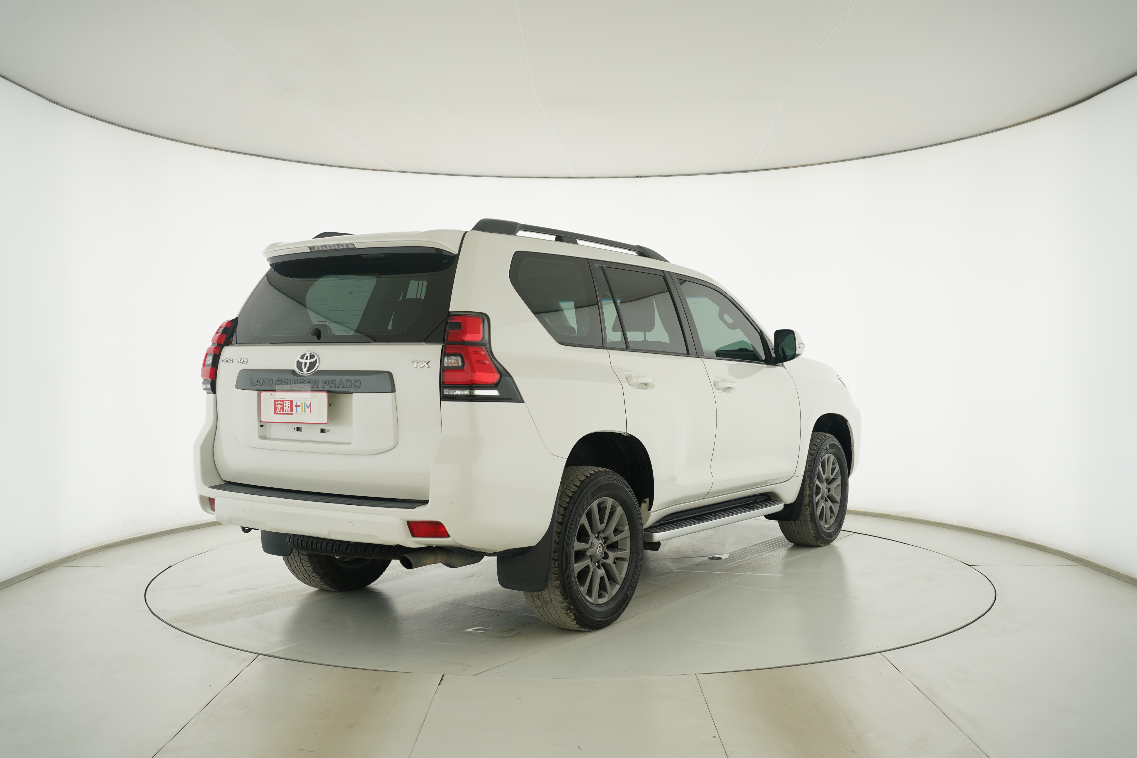 Toyota Prado 2018 — фото 4