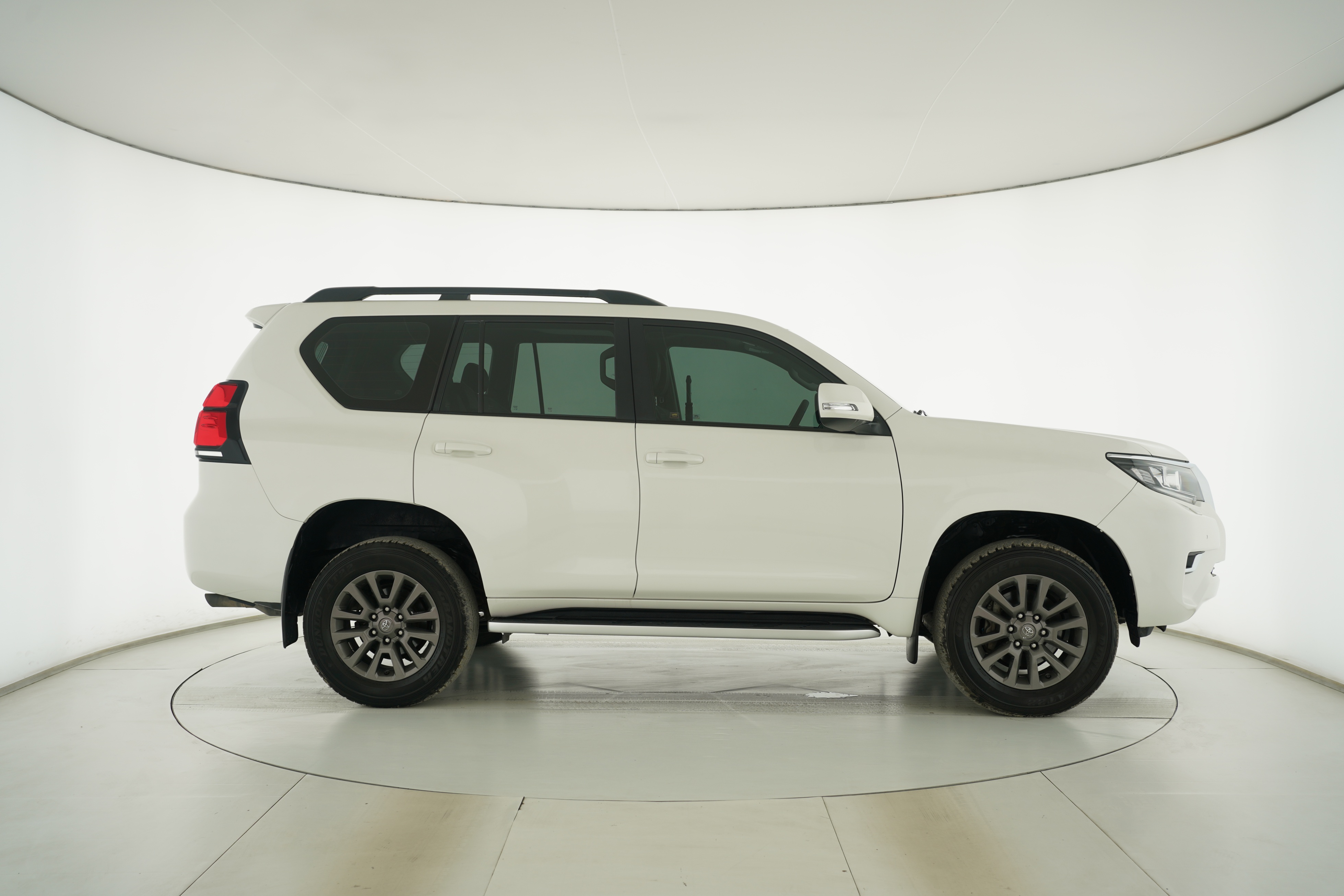 Toyota Prado 2018 — фото 8