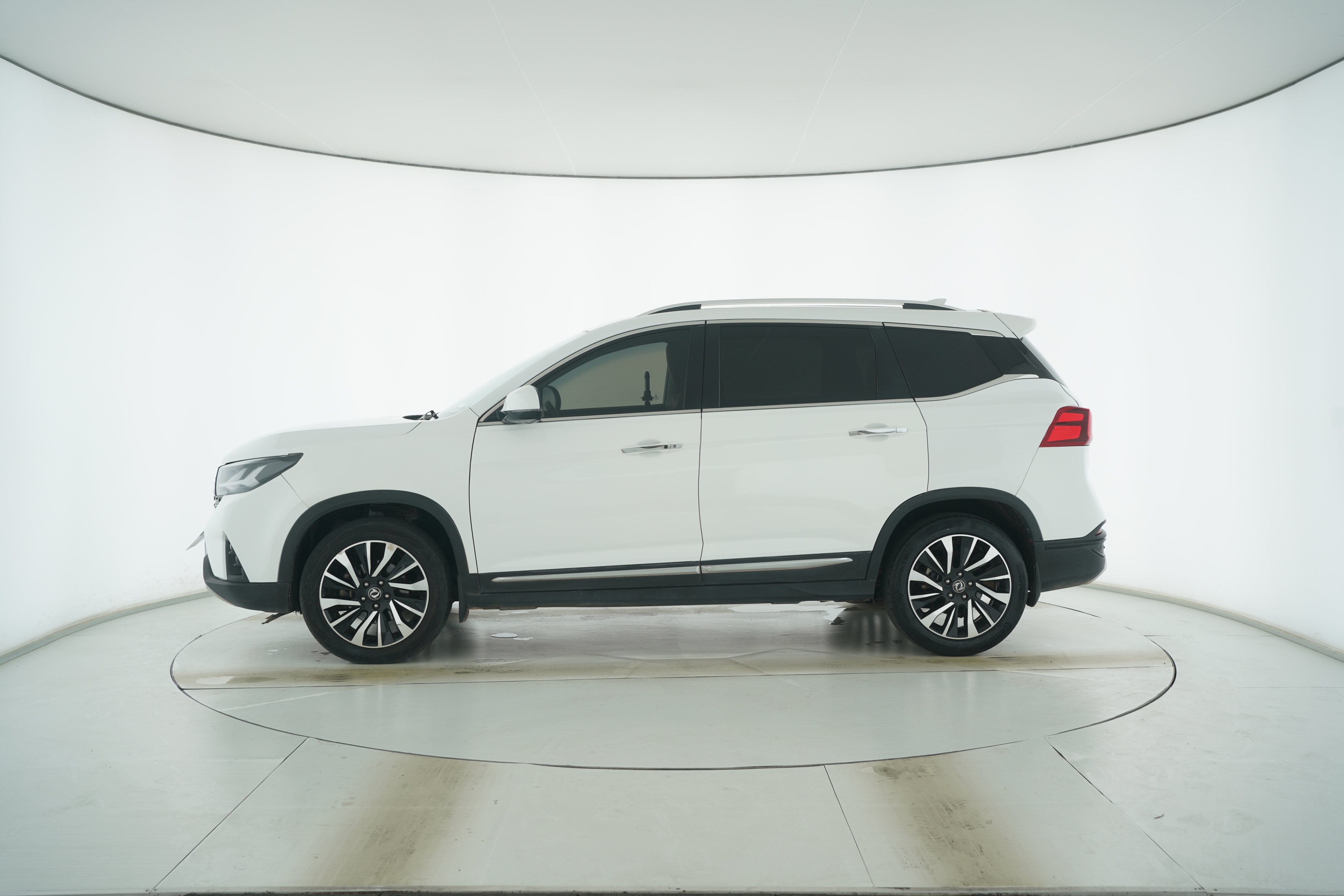 Dongfeng Fengxing Fengxing T5 2018 — фото 7