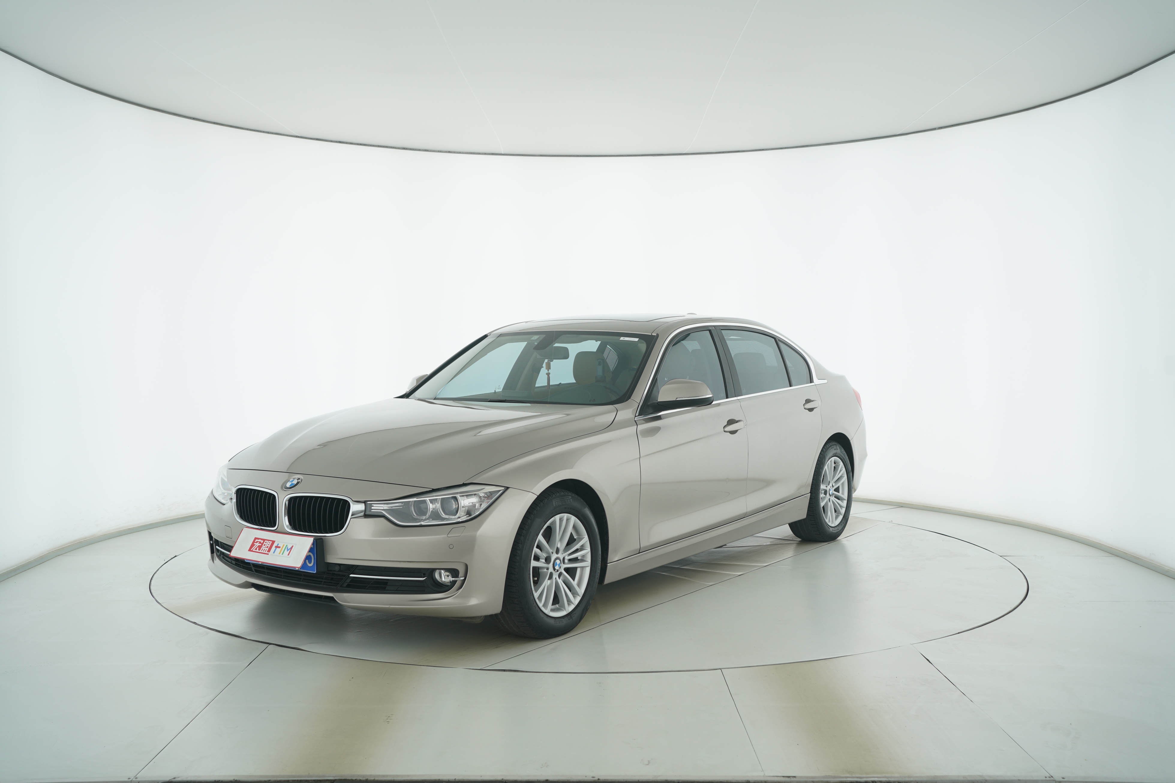 BMW 3 Series 2014 — фото 1