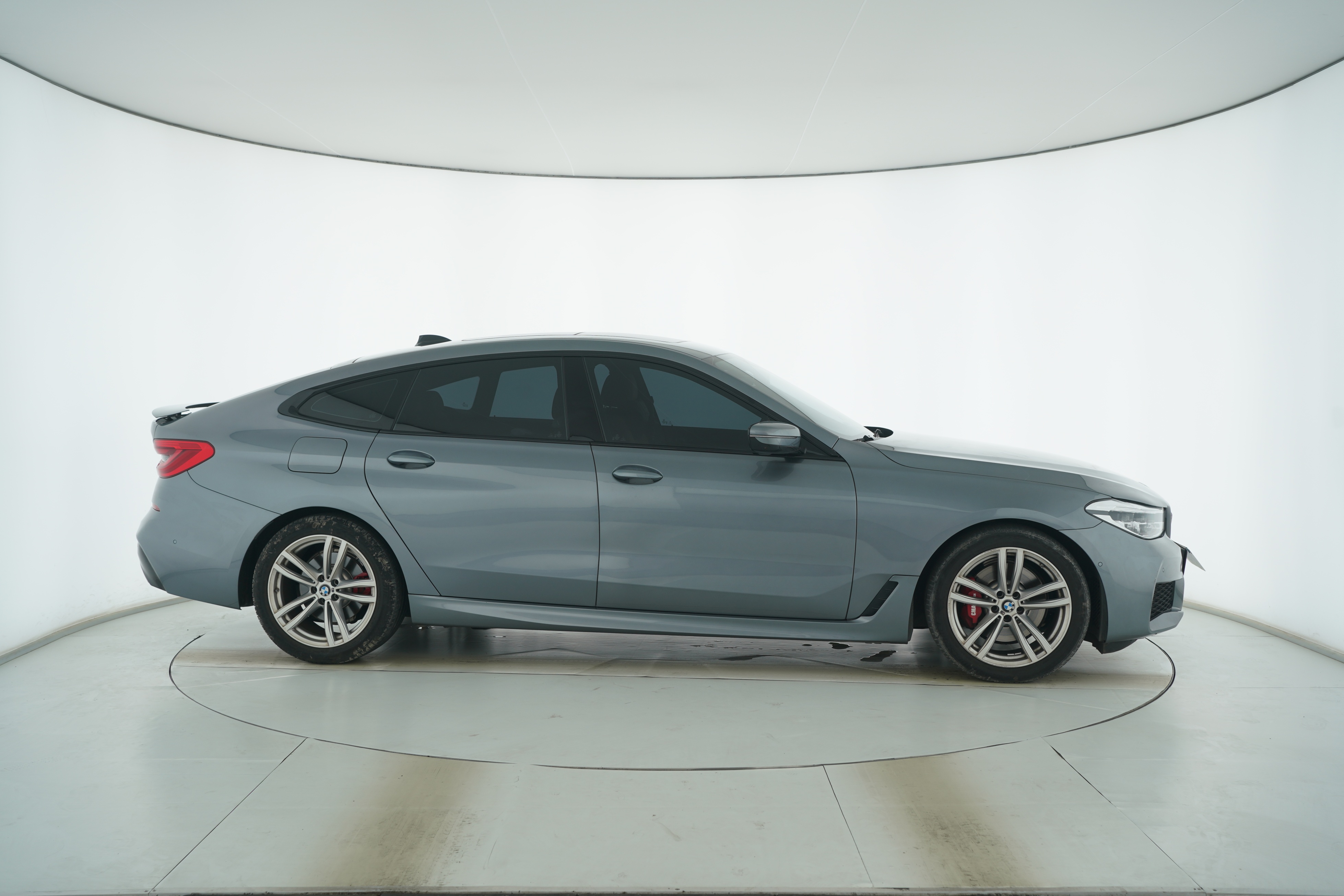 BMW 6 Series GT 2020 — фото 8