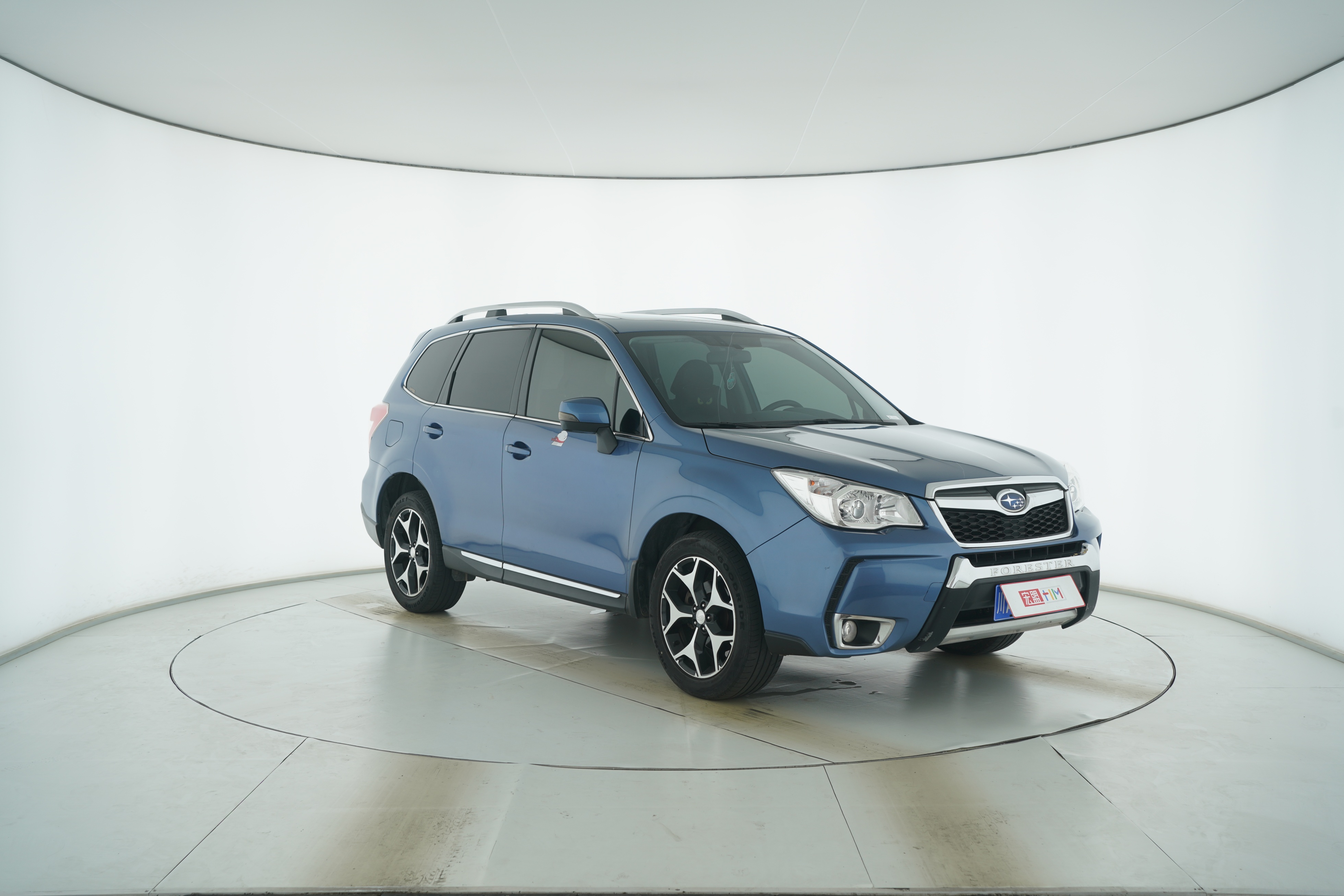 Subaru Forester 2015 — фото 2