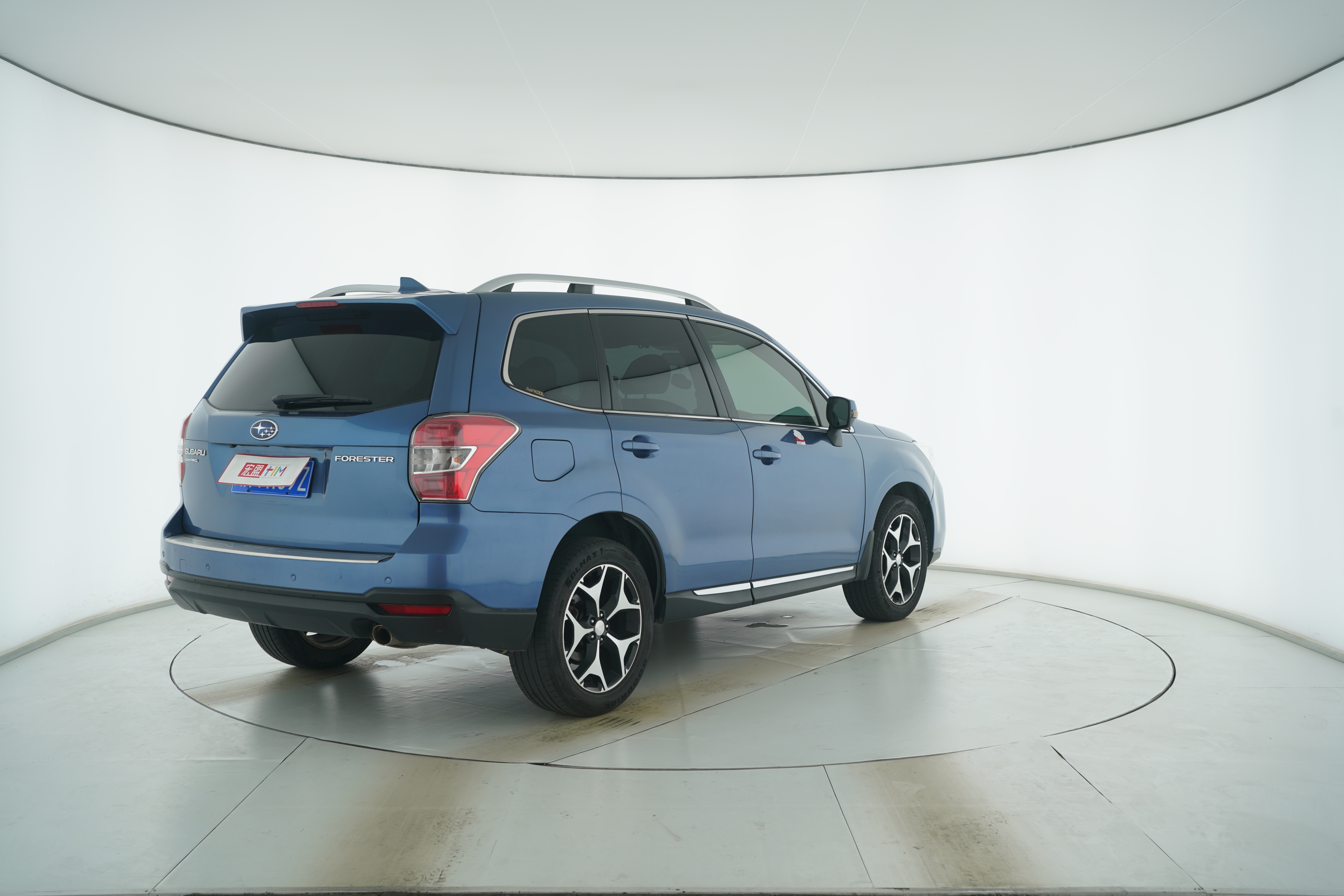 Subaru Forester 2015 — фото 4
