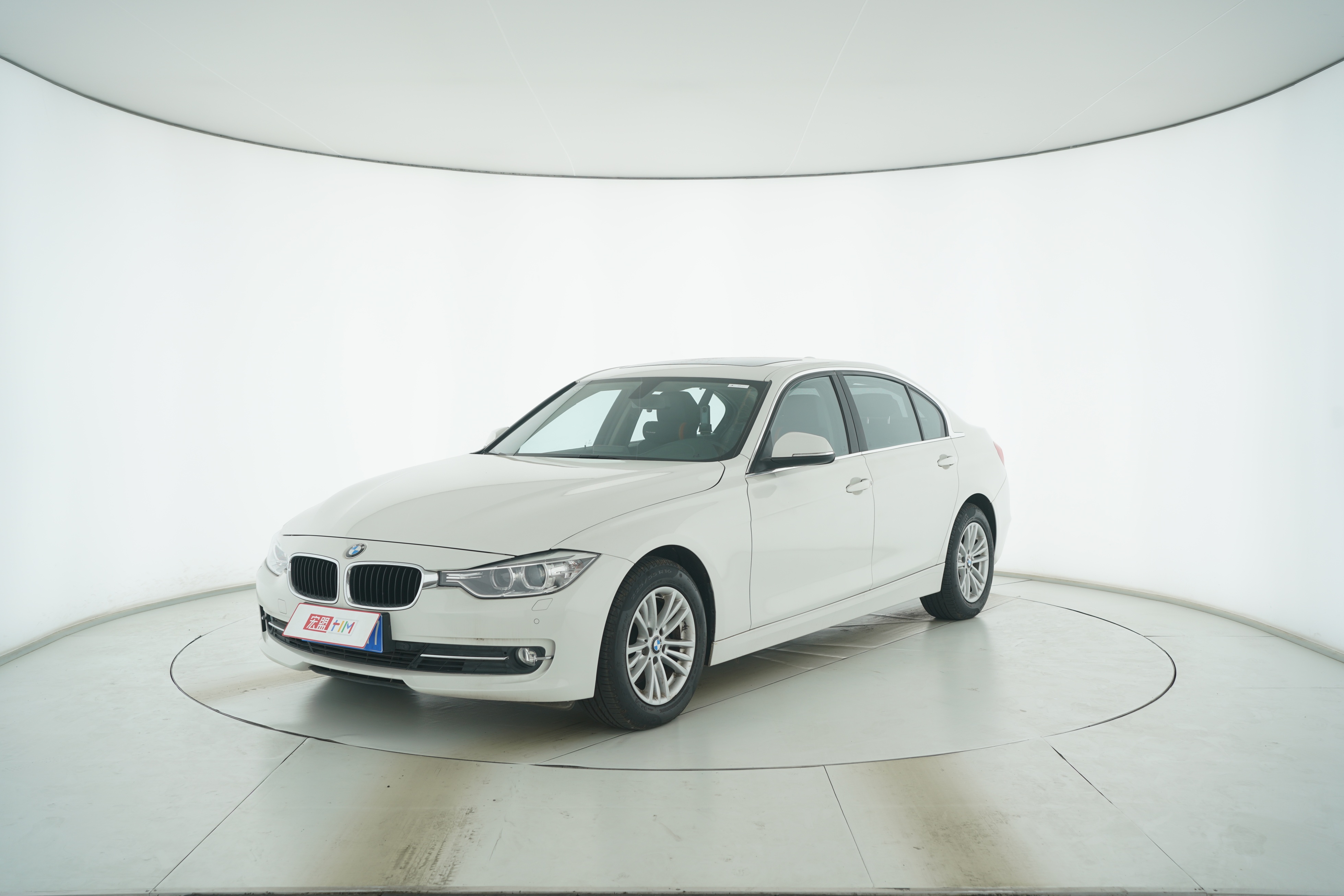BMW 3 Series 2015 — фото 1