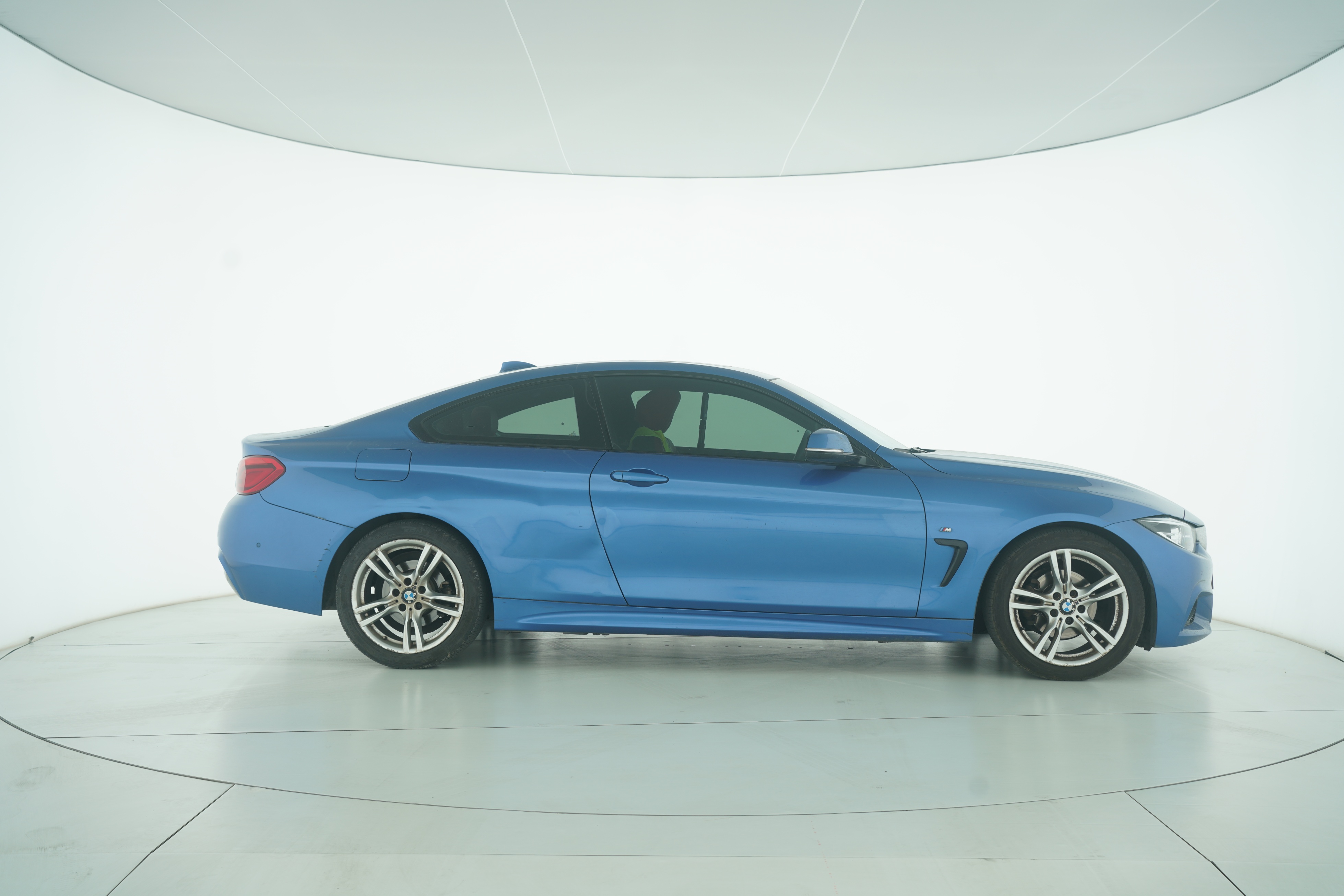 BMW 4 Series 2017 — фото 8