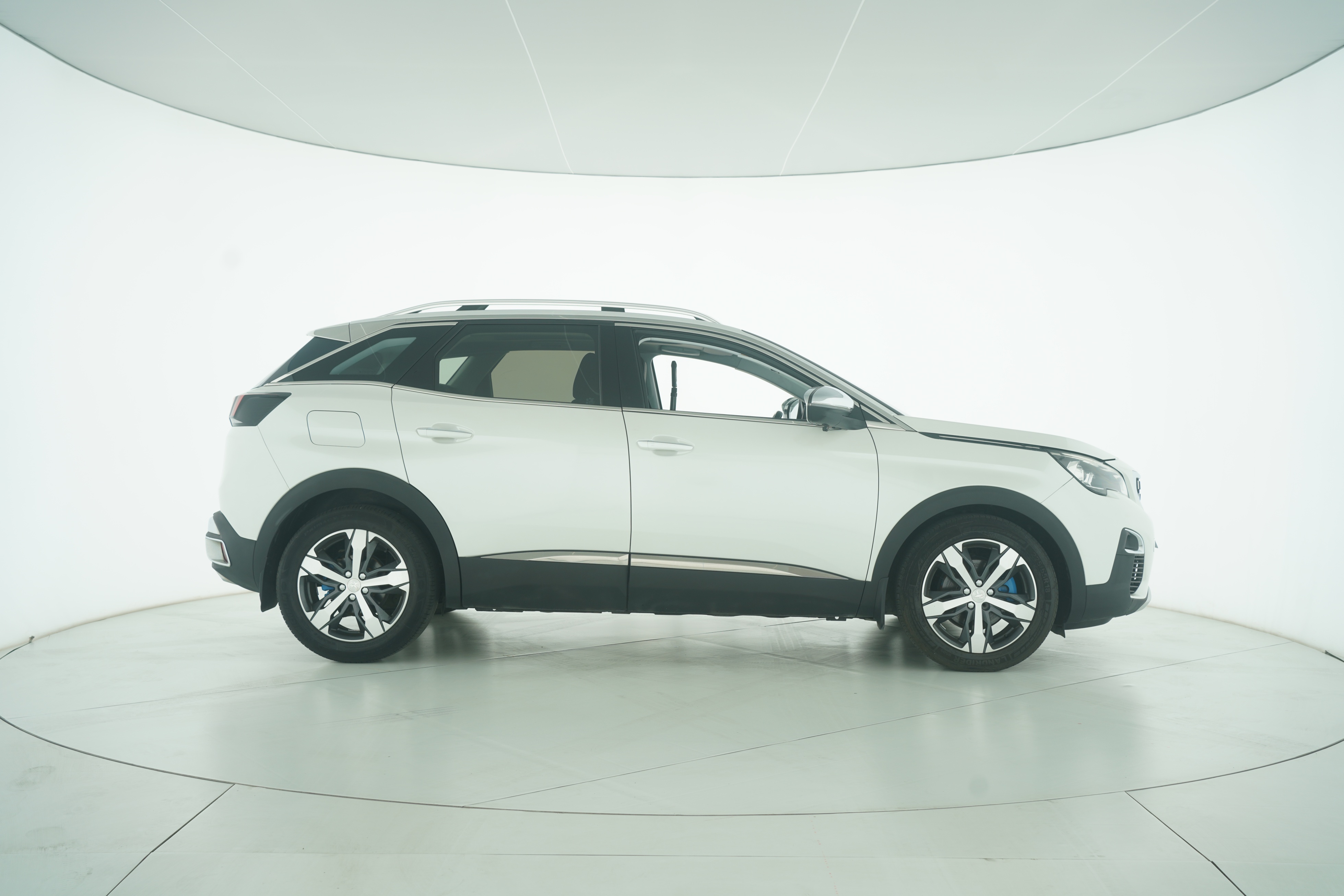 Peugeot 4008 2018 — фото 8