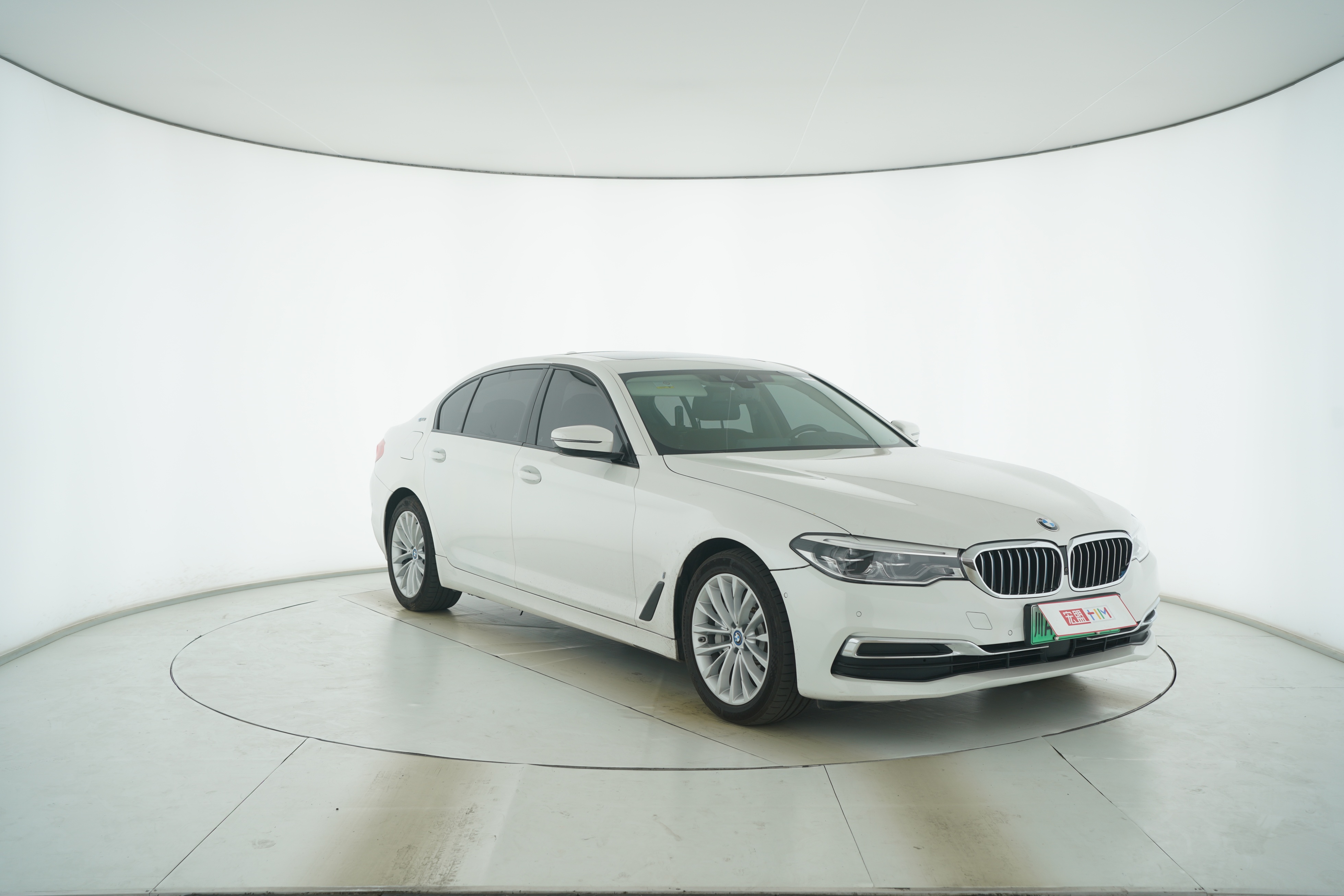 BMW 5 Series Hybrid 2019 — фото 2