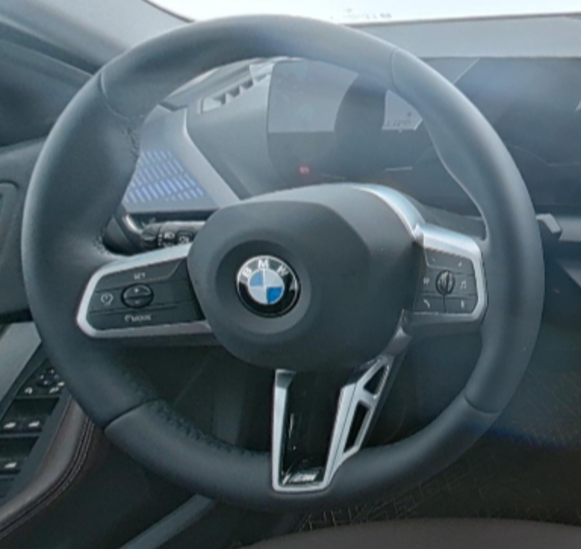 BMW 2 Series 2025 — фото 10
