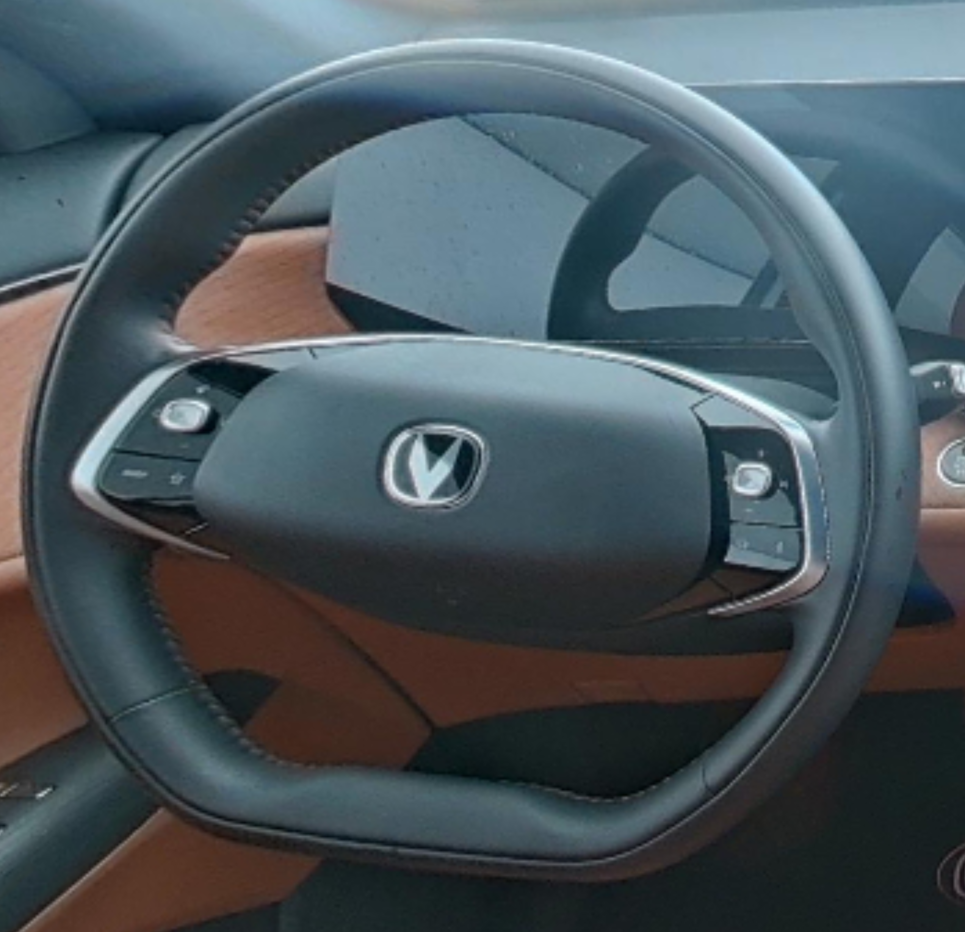 CHANGAN CS75 PLUS 2025 — фото 10