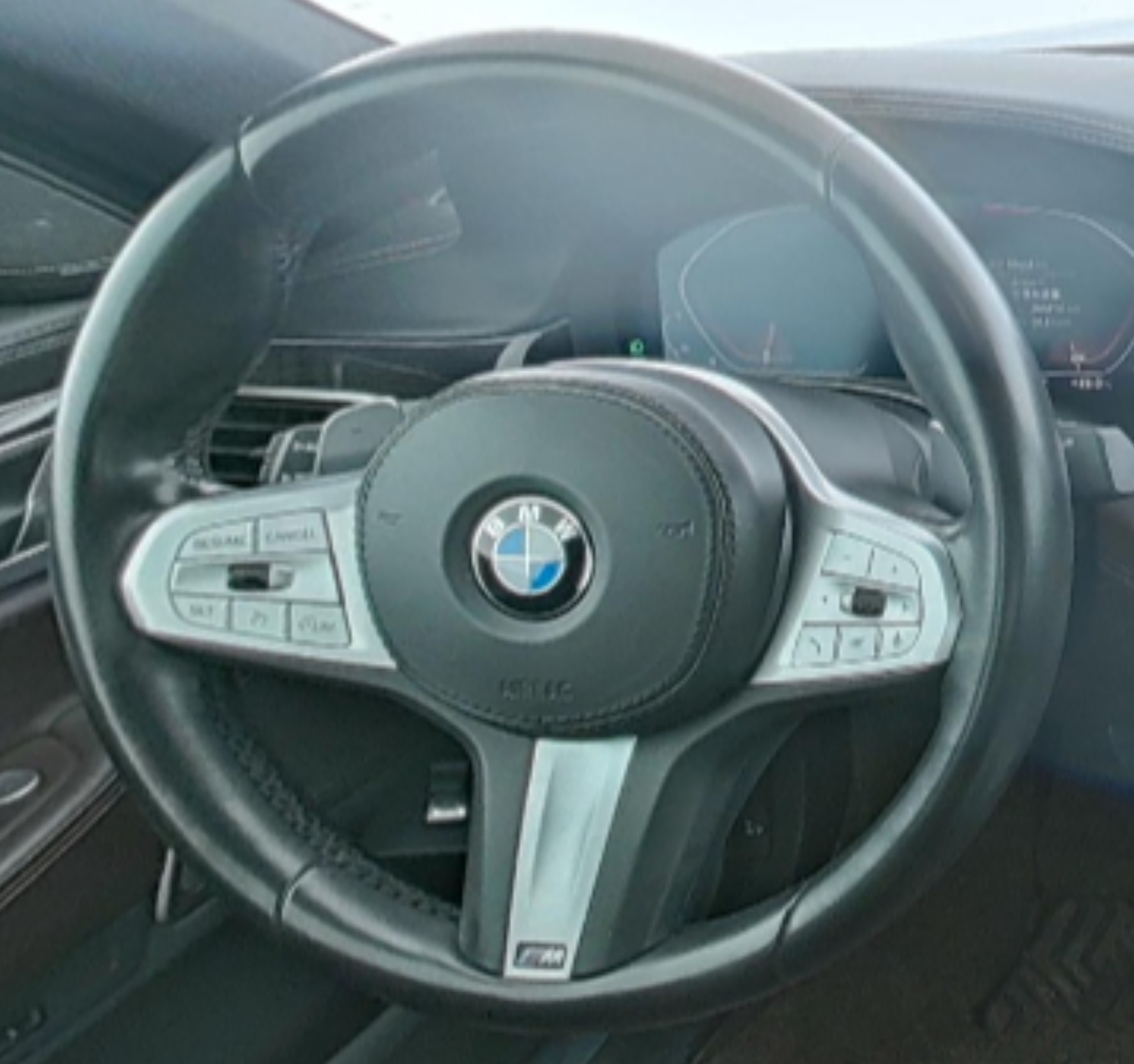 BMW 7 Series 2019 — фото 10