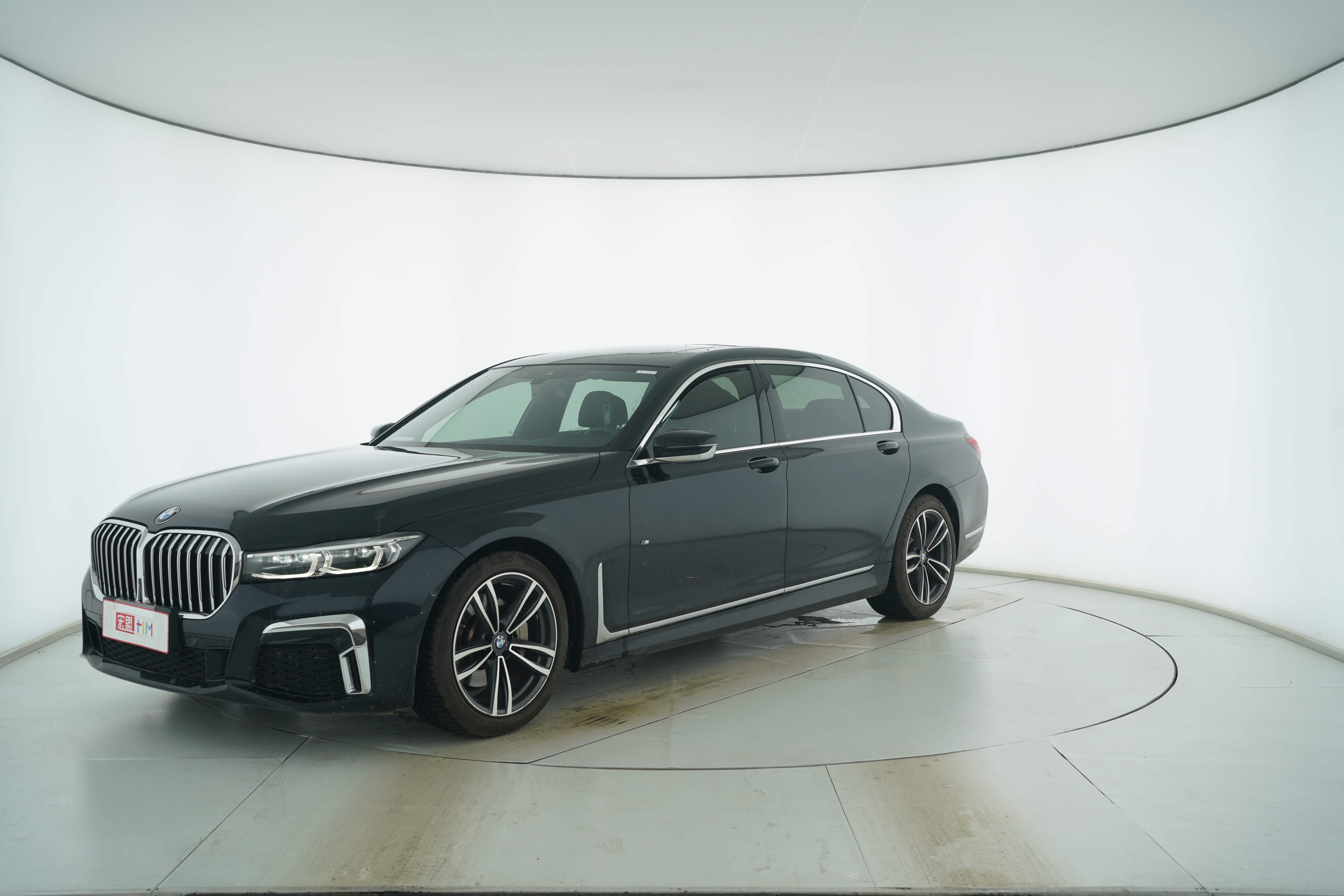 BMW 7 Series 2019 — фото 1