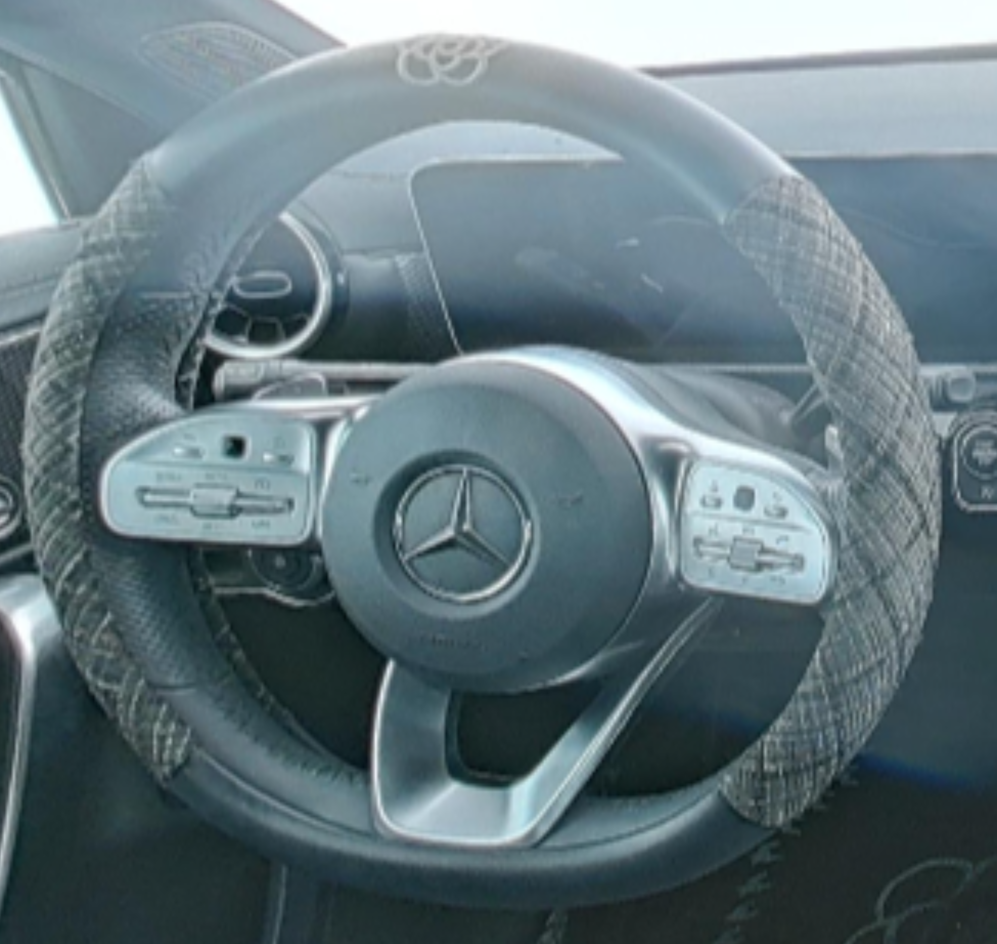 Mercedes Benz A-Class 2019 — фото 10