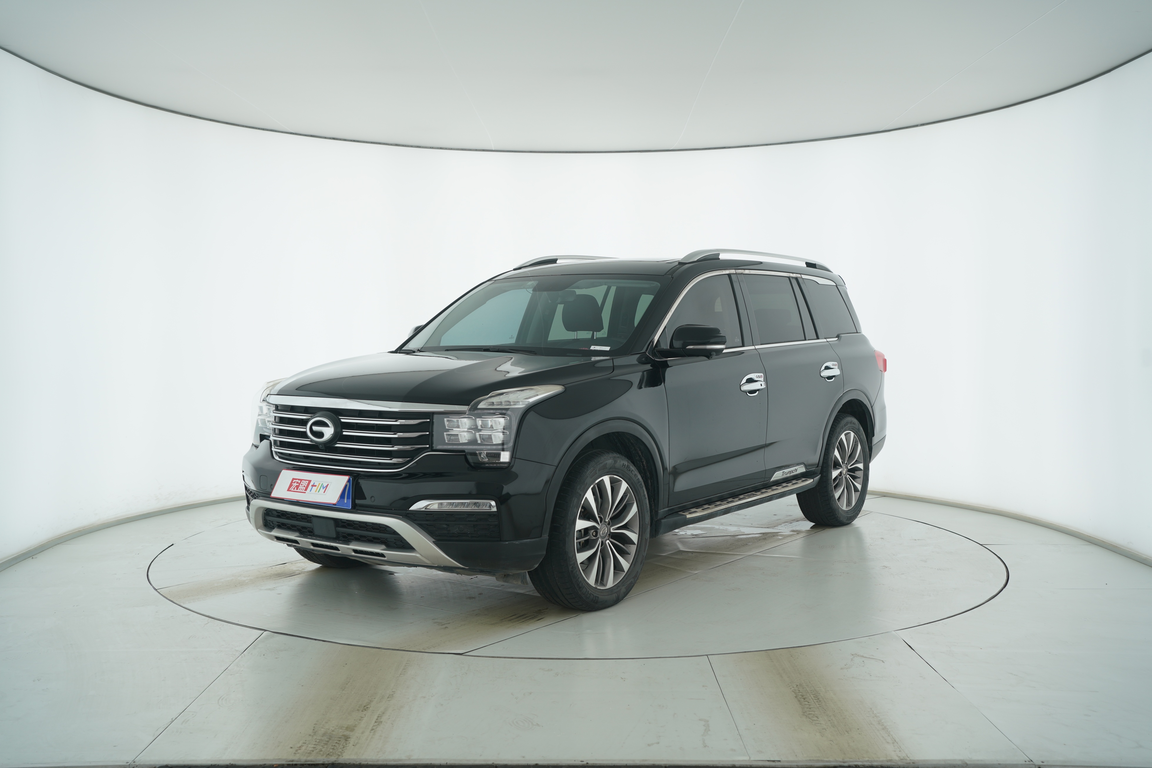 Gac Trumpchi Trumpchi GS8 2017 — фото 1