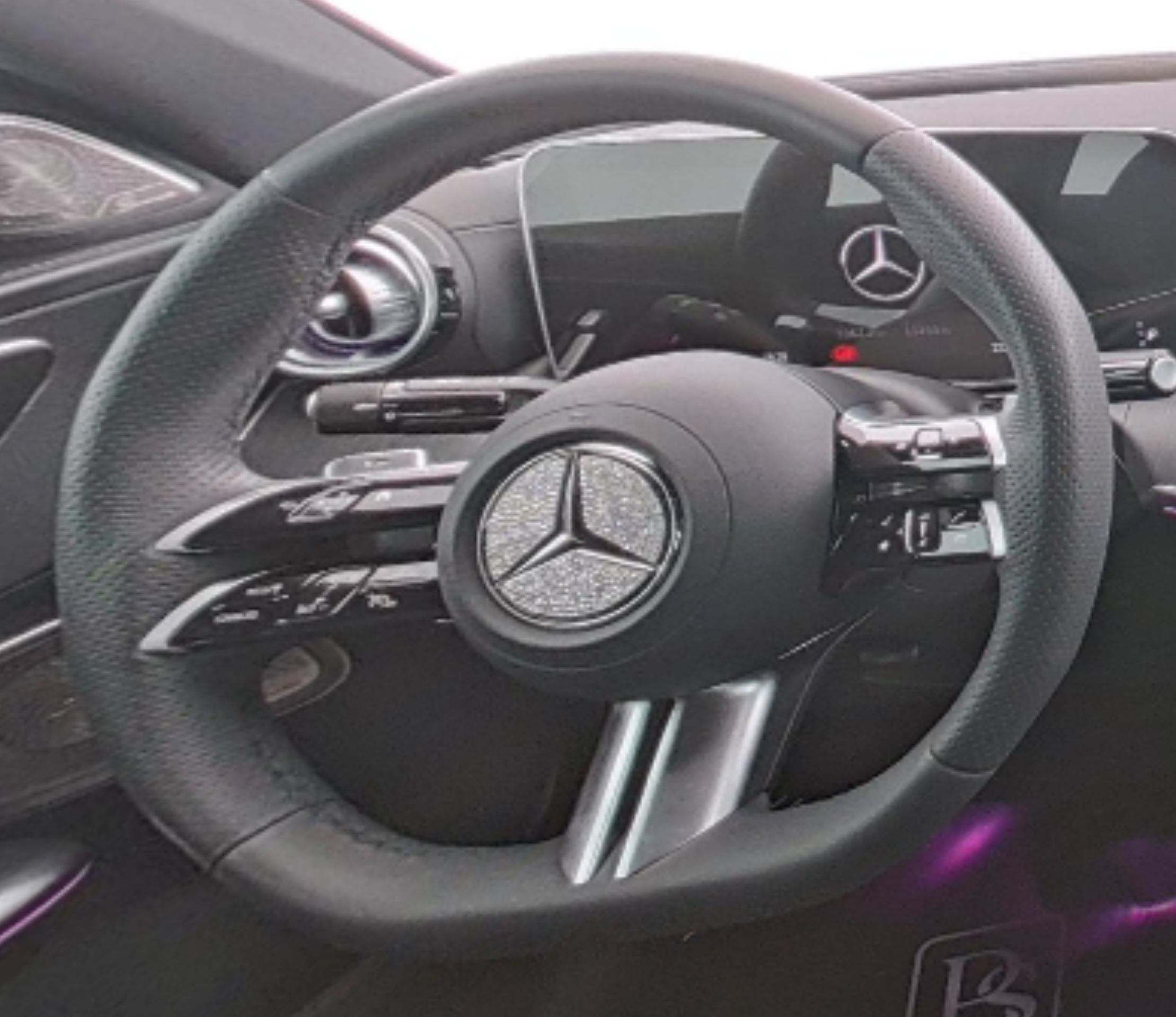 Mercedes Benz C-Class 2024 — фото 10