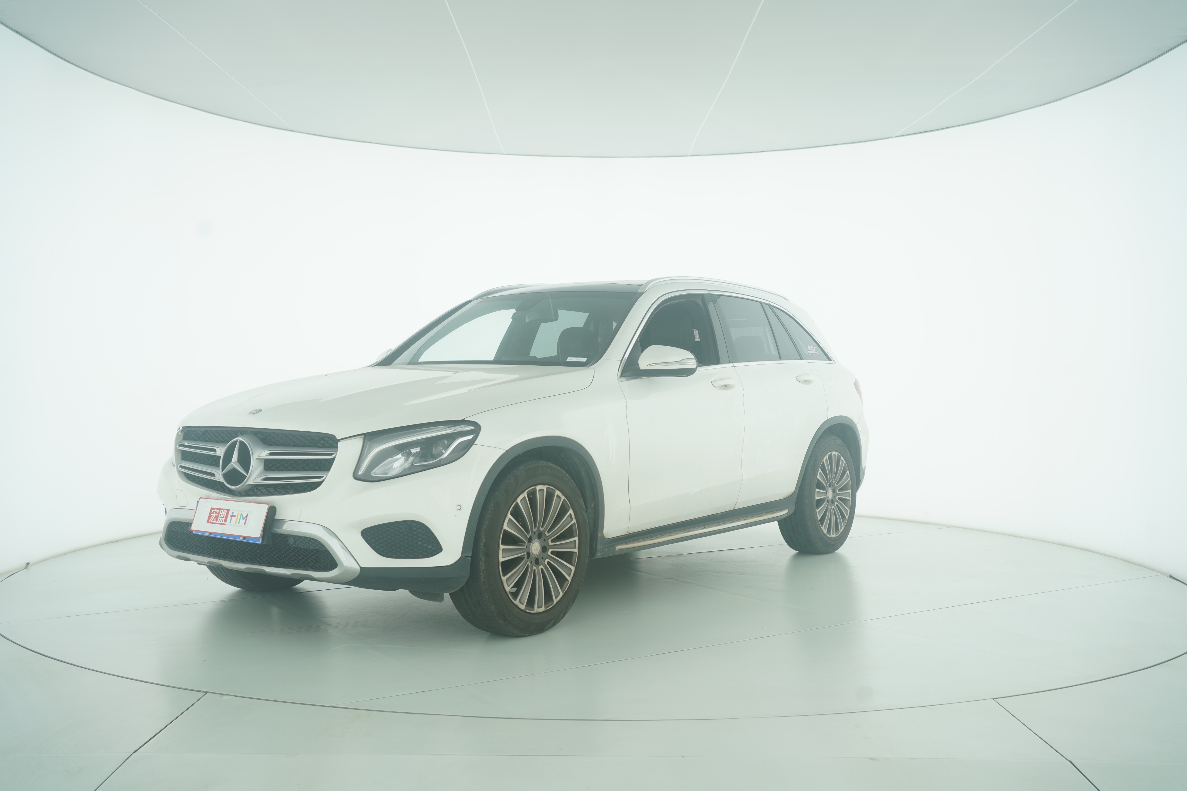 Mercedes Benz GLC 2016 — фото 1