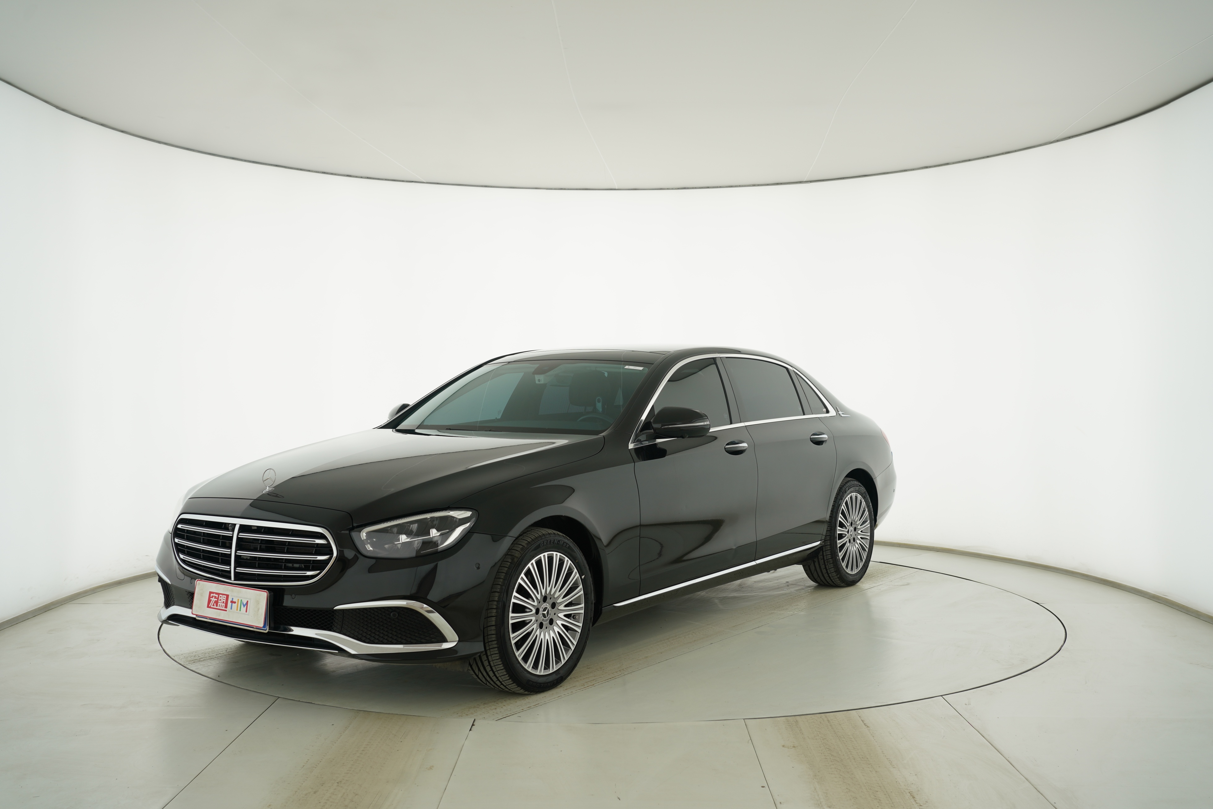 Mercedes Benz E-Class 2021 — фото 1