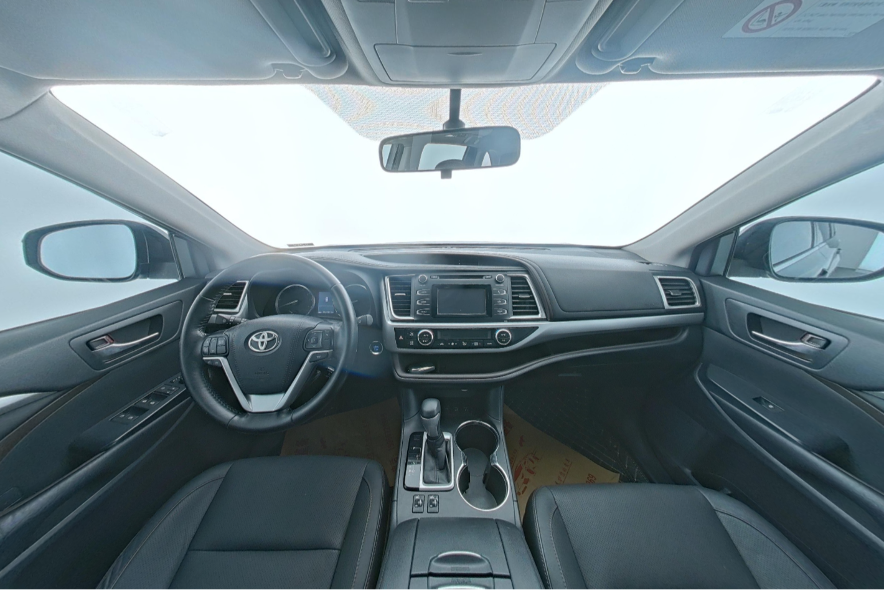 Toyota Highlander 2015 — фото 9
