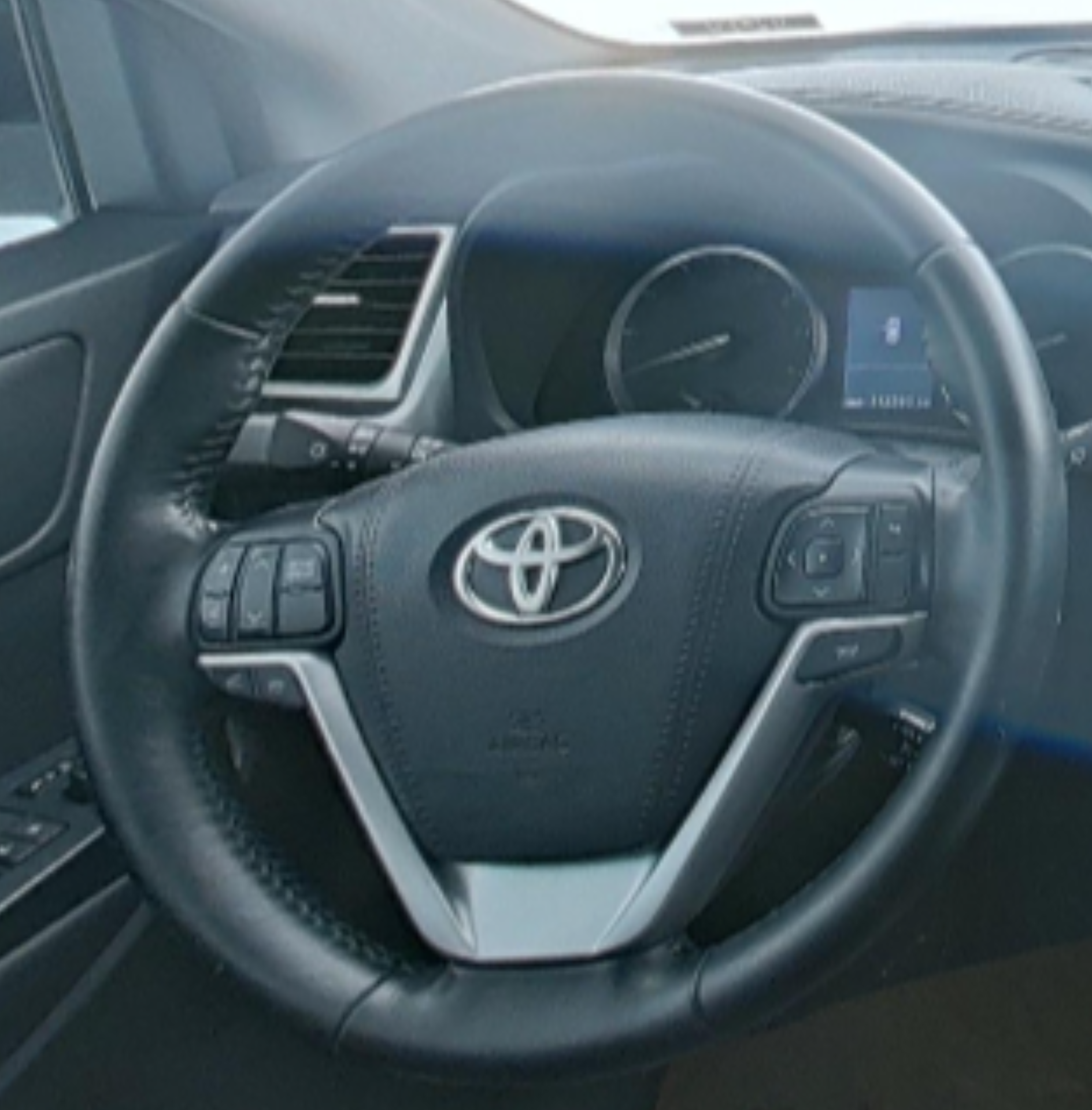 Toyota Highlander 2015 — фото 10