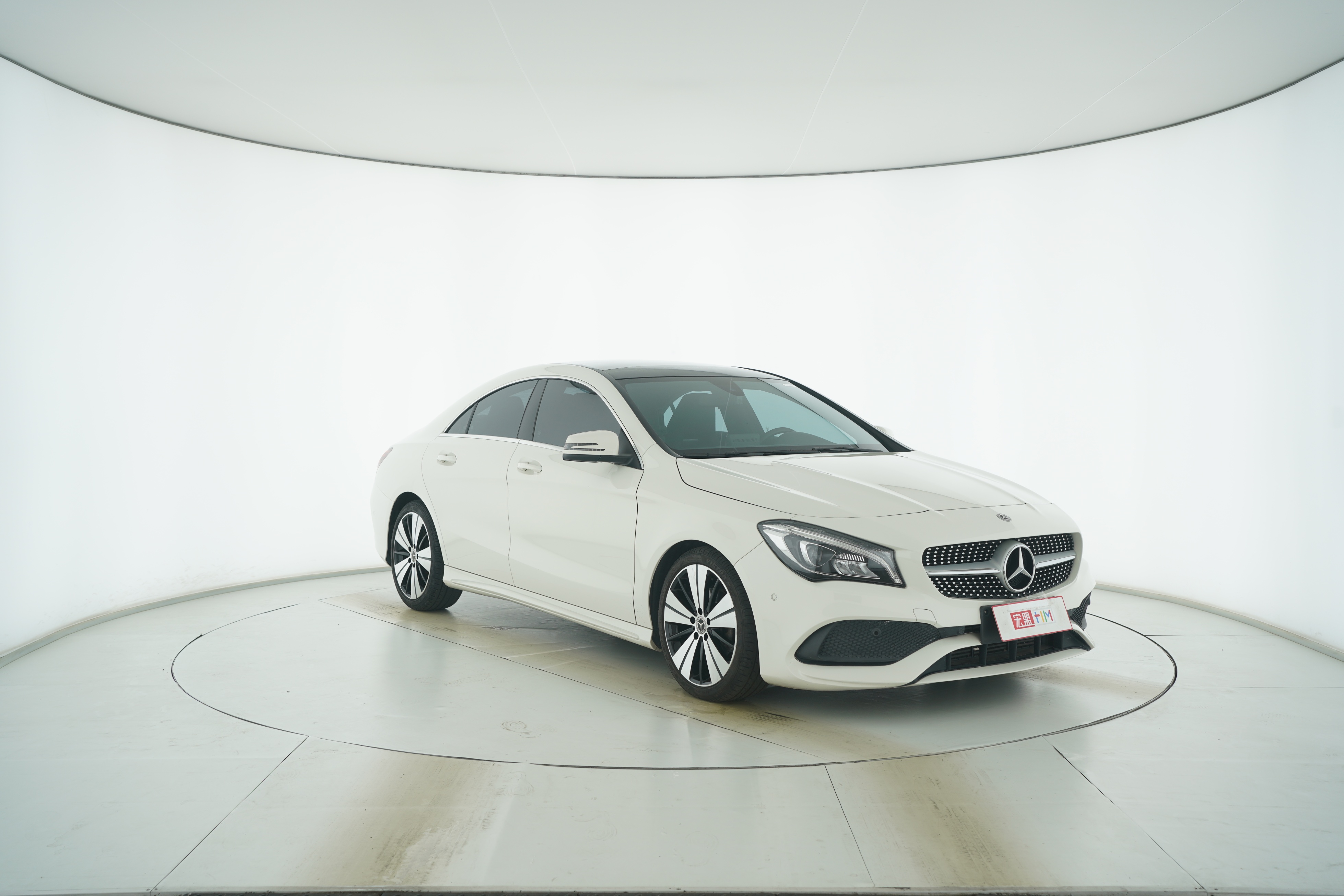 Mercedes Benz GLA-Class 2017 — фото 2