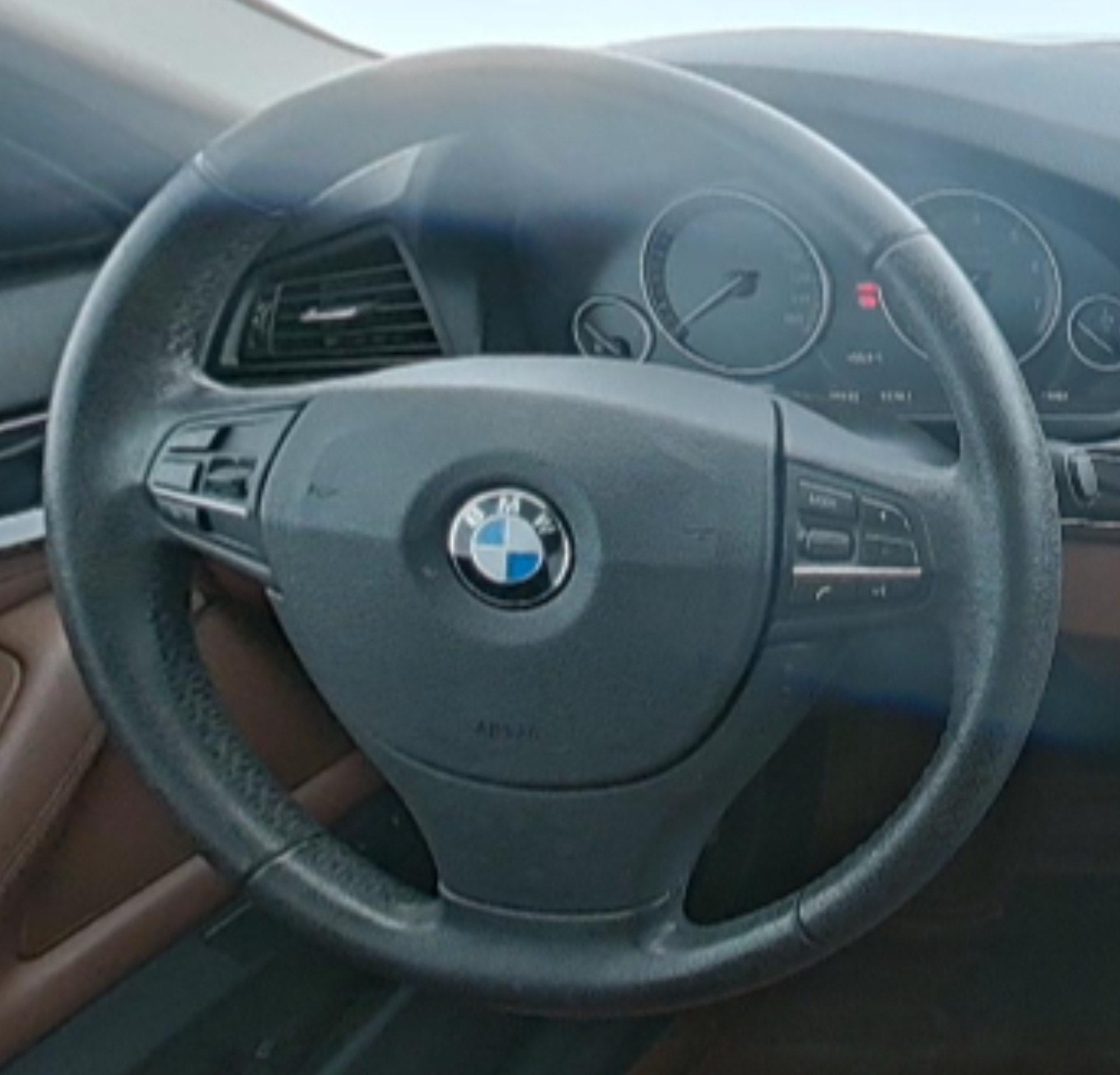 BMW 5 Series (Import) 2015 — фото 10