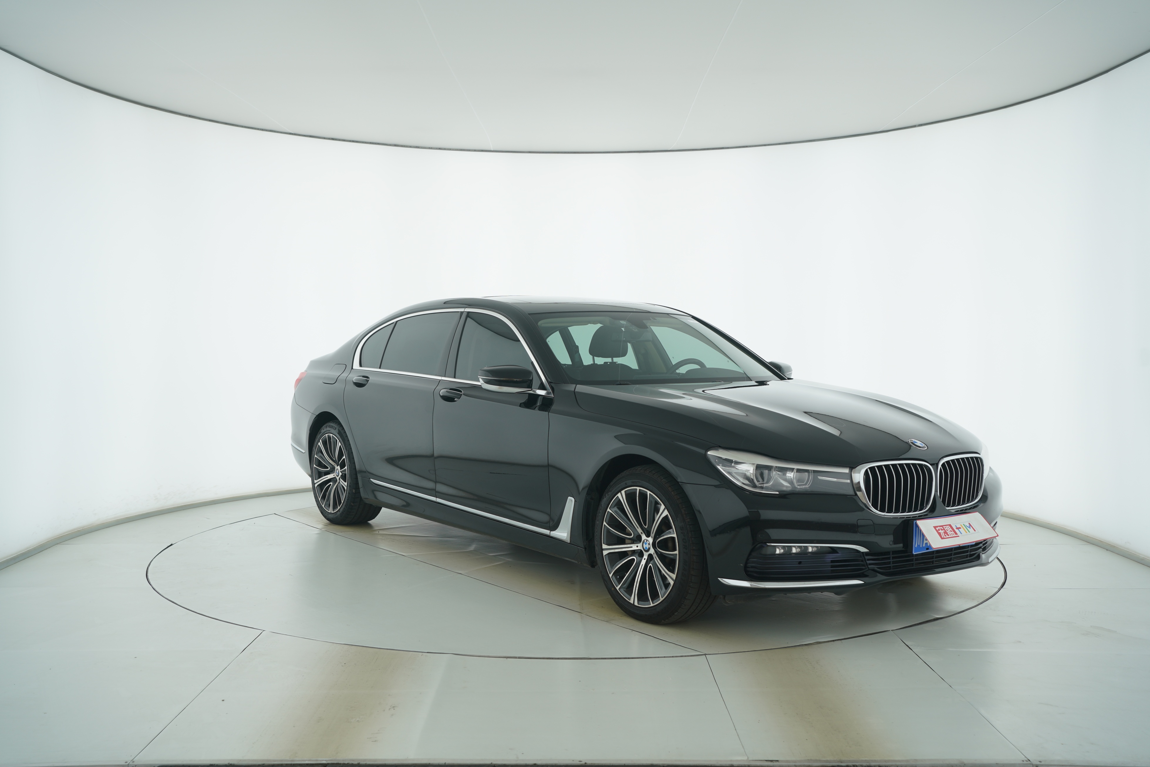 BMW 7 Series 2017 — фото 2