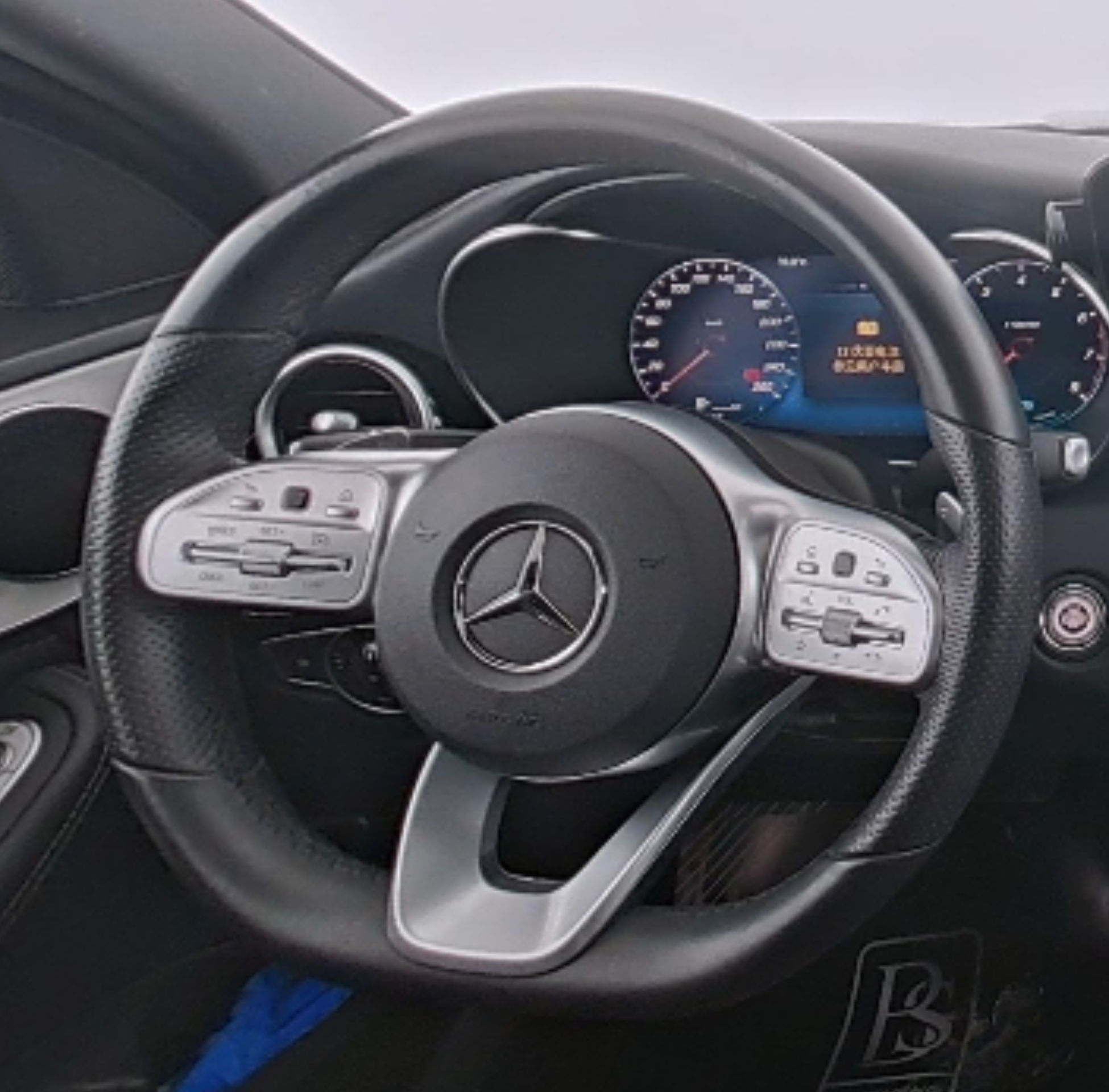 Mercedes Benz C-Class 2020 — фото 10