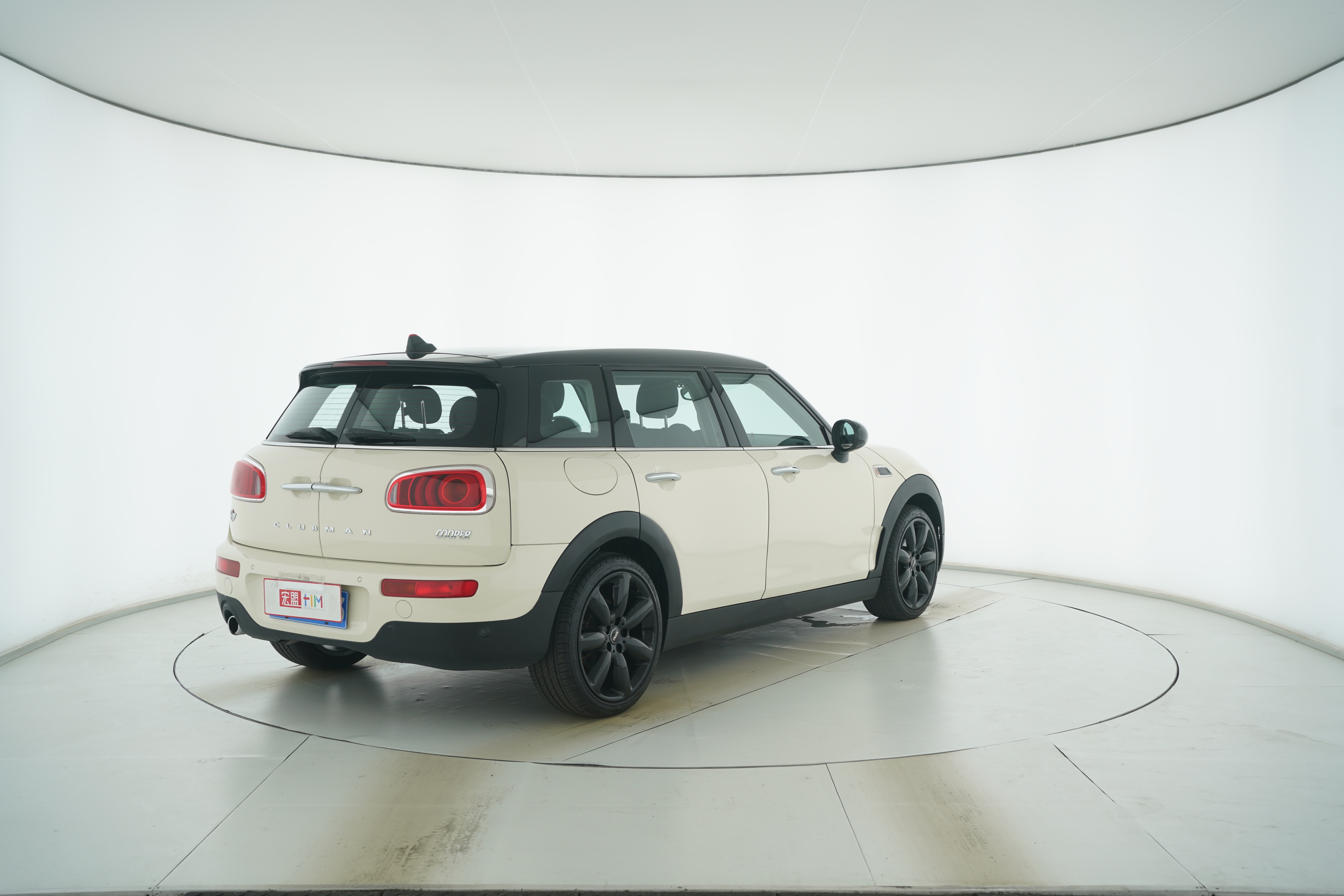 MINI CLUBMAN 2016 — фото 4
