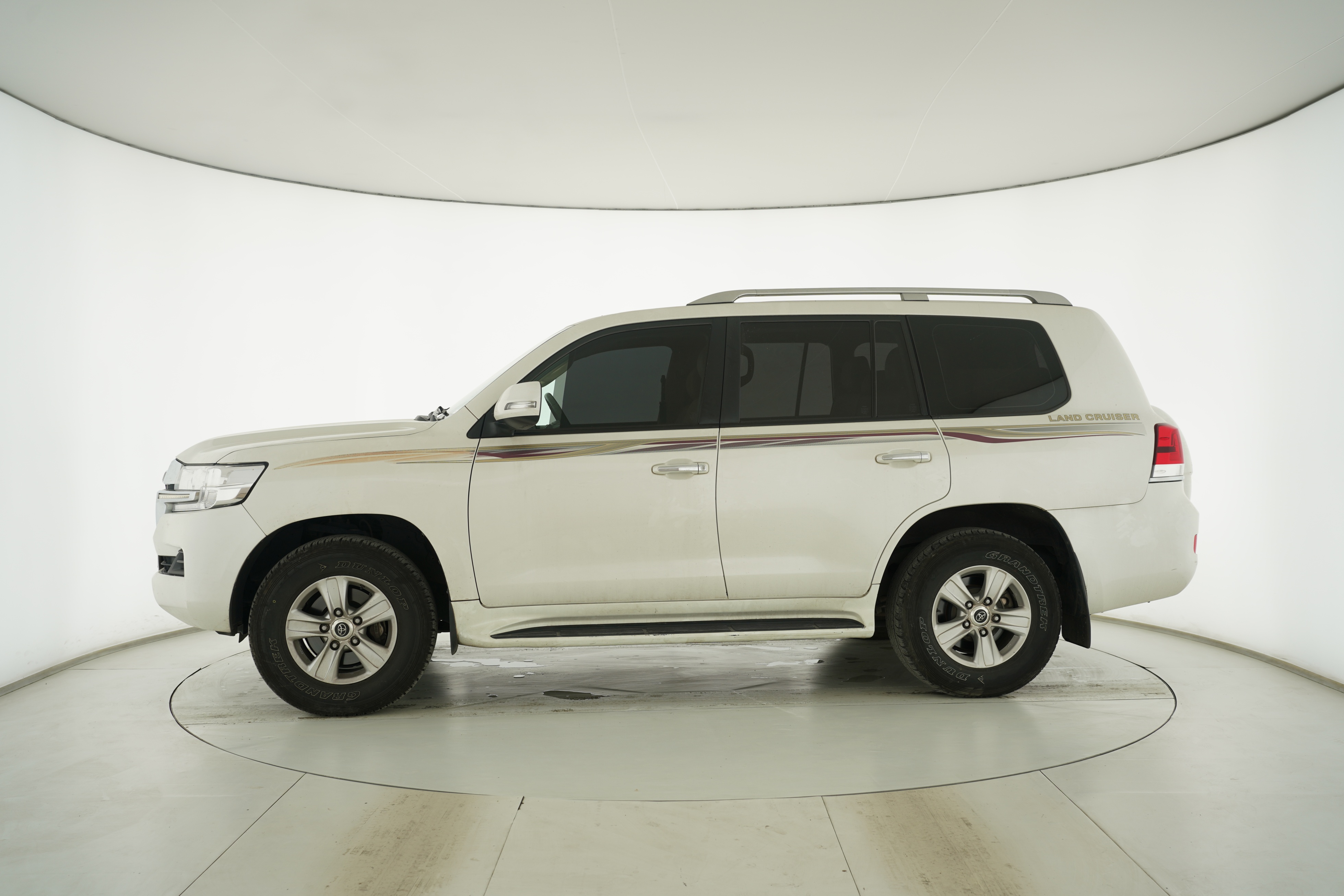 Toyota Land Cruiser (Imported) 2017 — фото 7