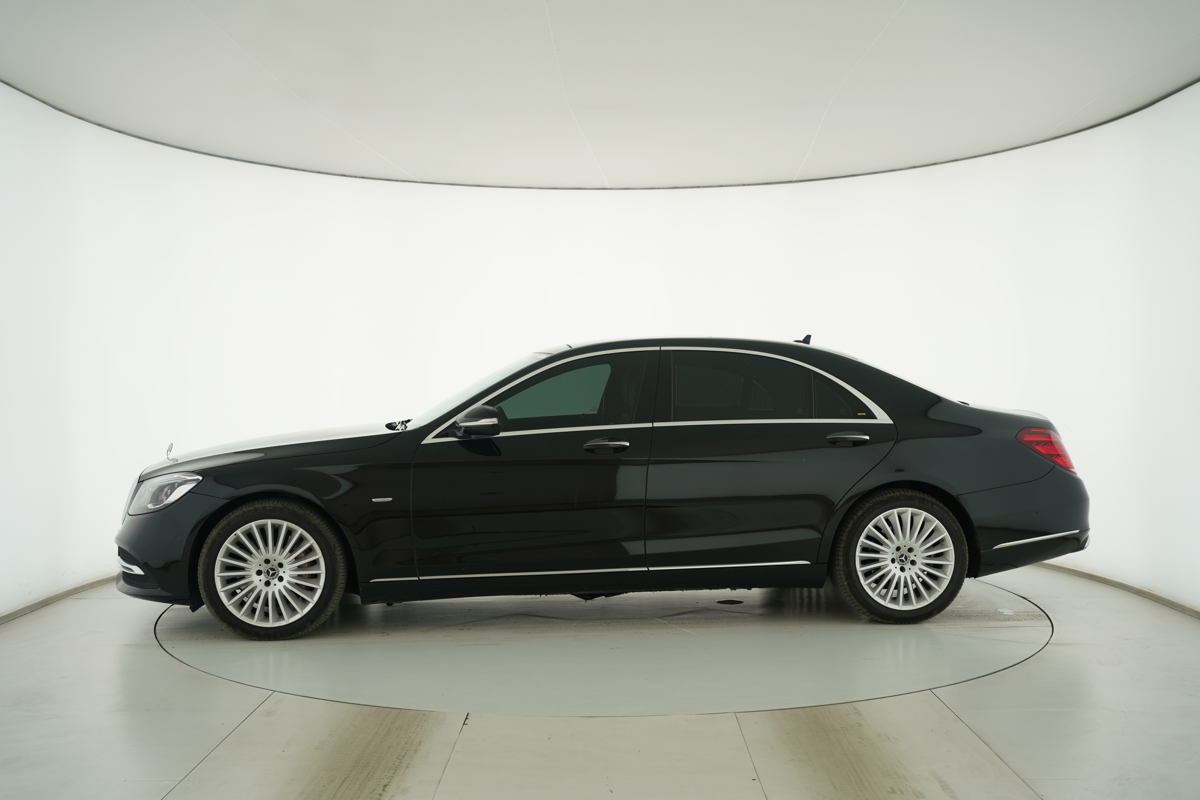 Mercedes Benz S-Class 2020 — фото 7