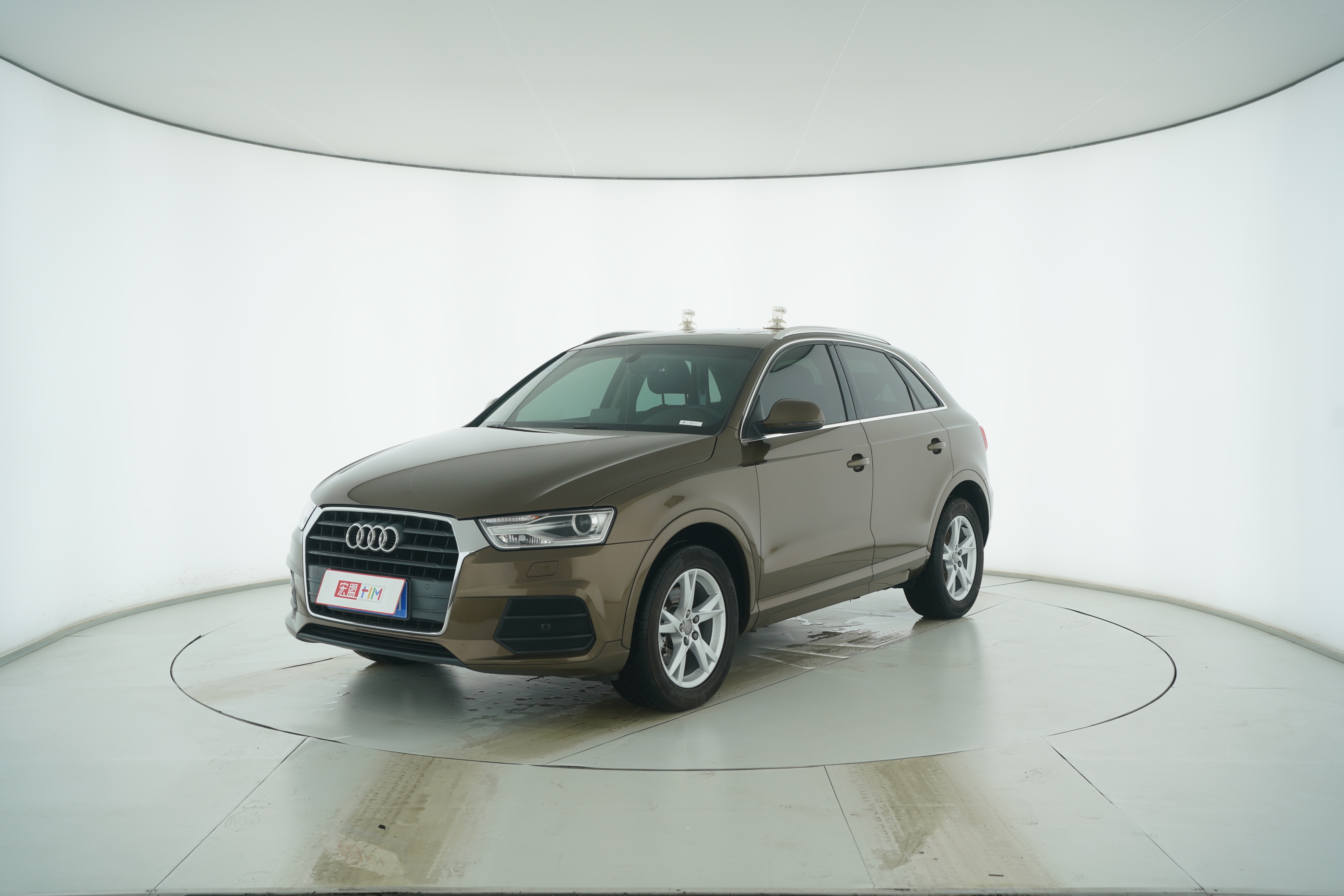 Audi Q3 2017 — фото 1