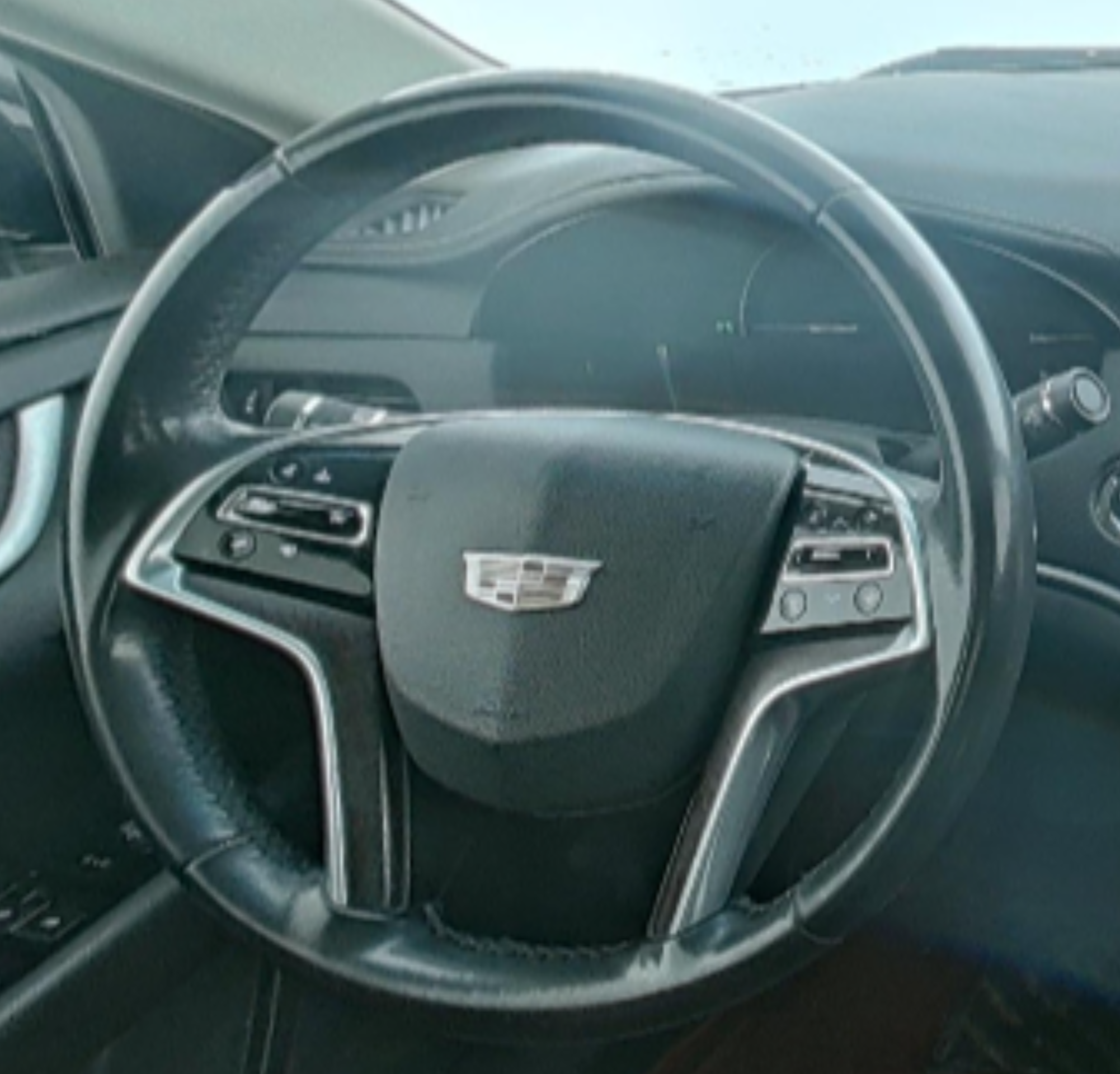 Cadillac XTS 2018 — фото 10
