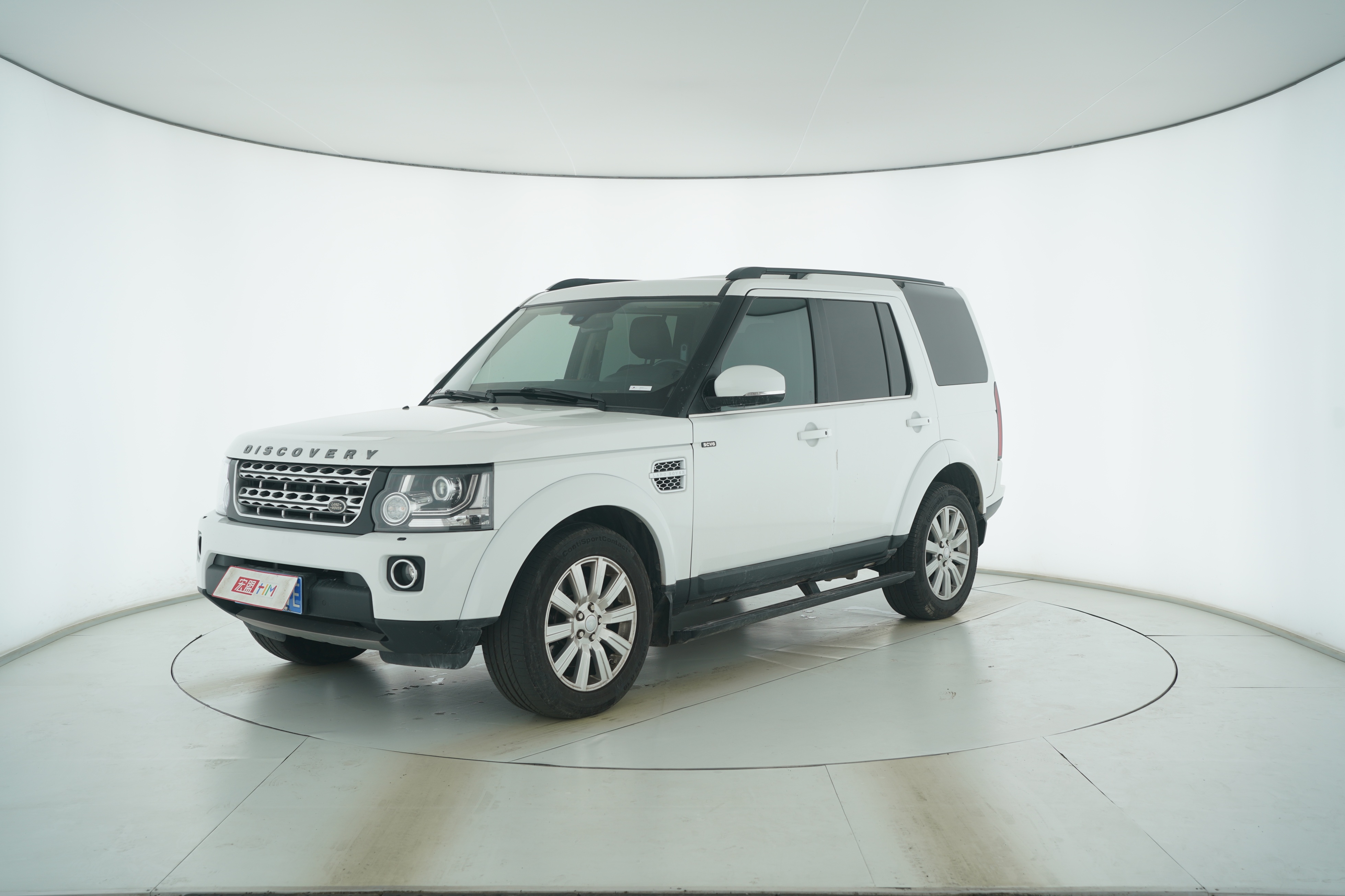Land Rover Discovery 2016 — фото 1
