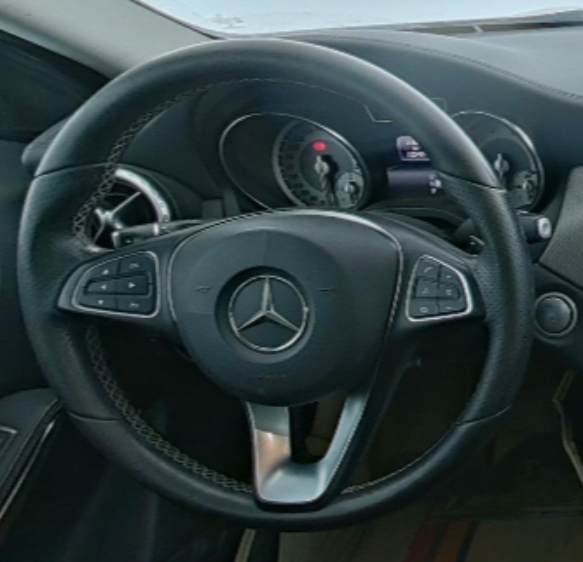 Mercedes Benz GLA 2016 — фото 10