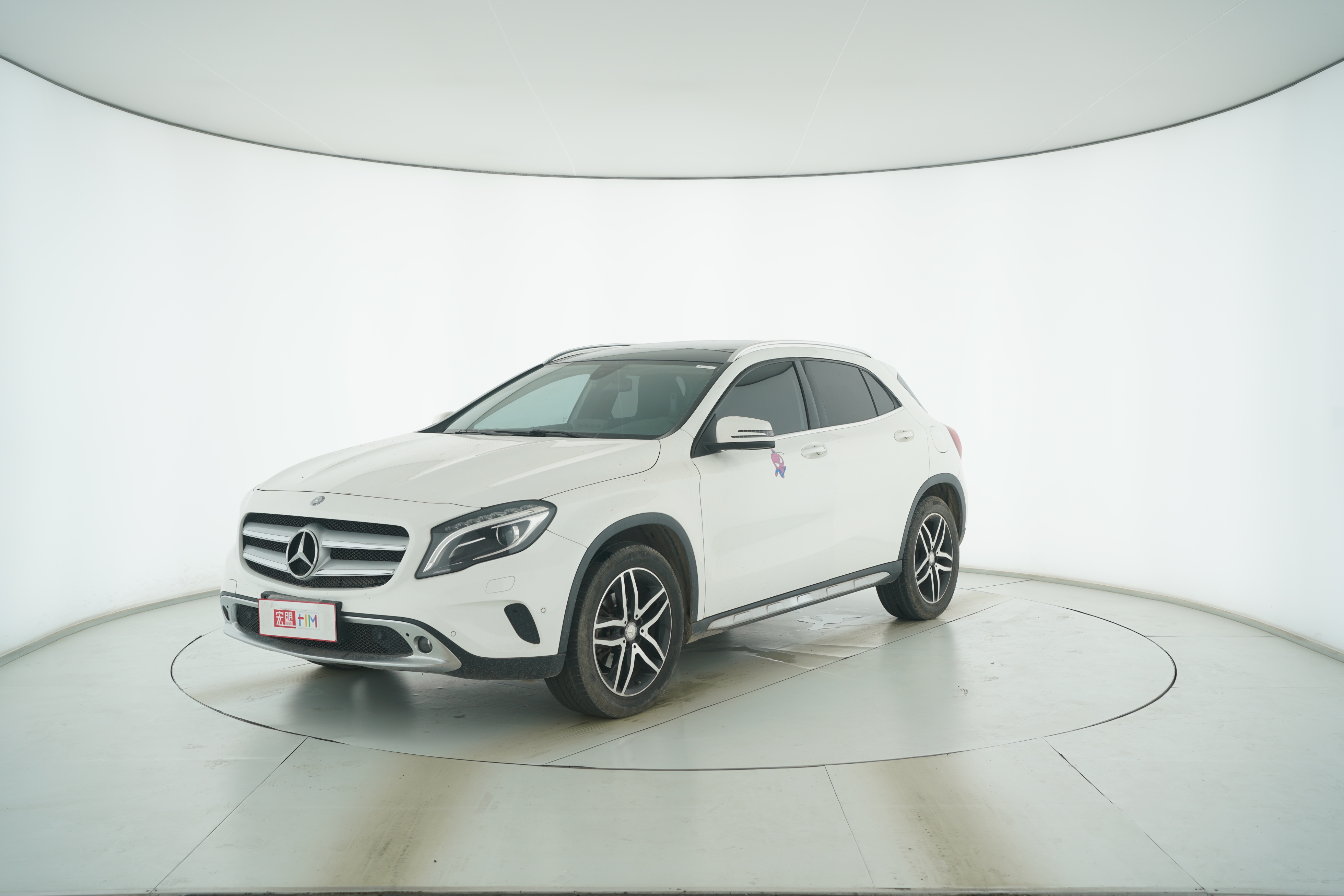 Mercedes Benz GLA 2016 — фото 1