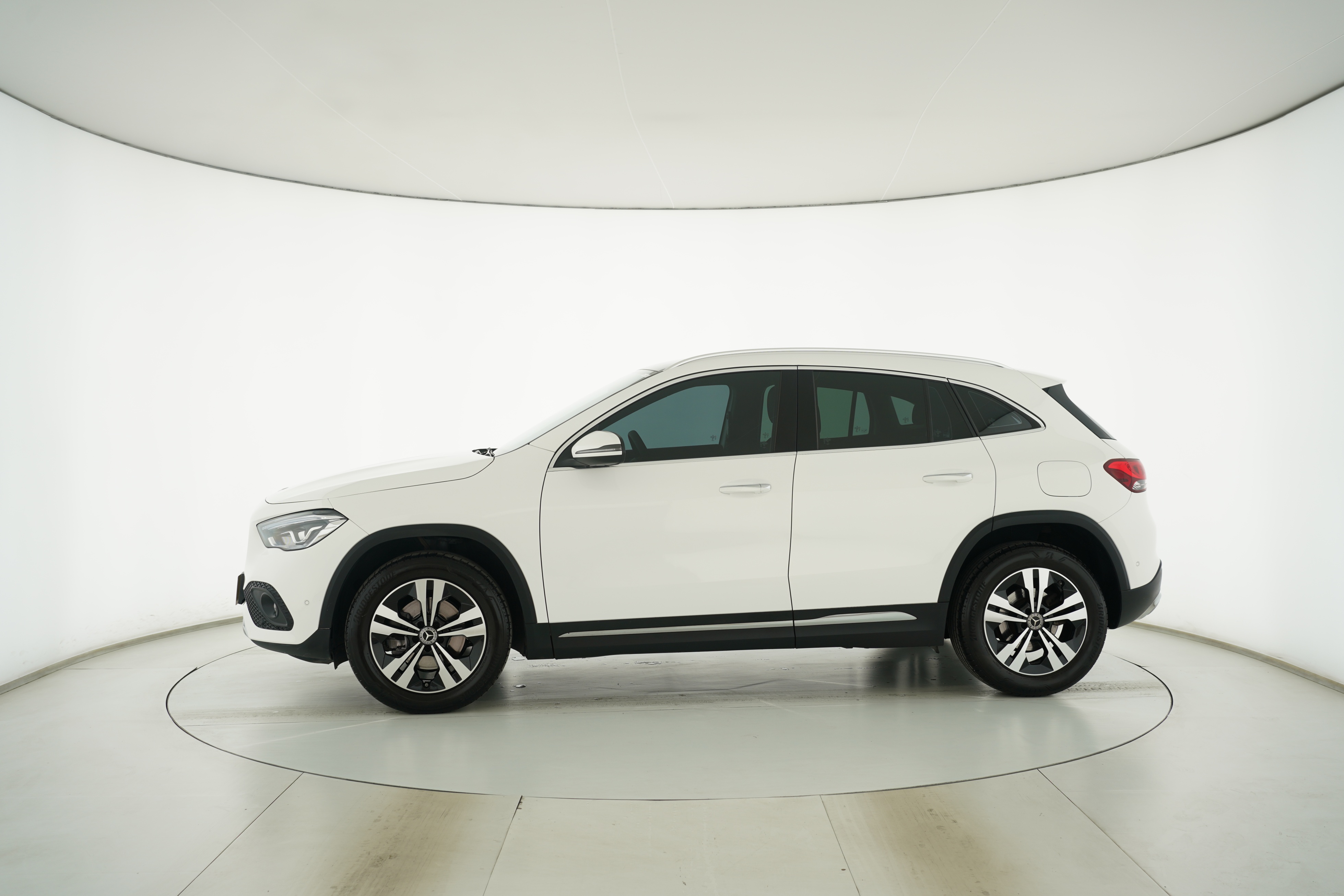 Mercedes Benz GLA 2020 — фото 7