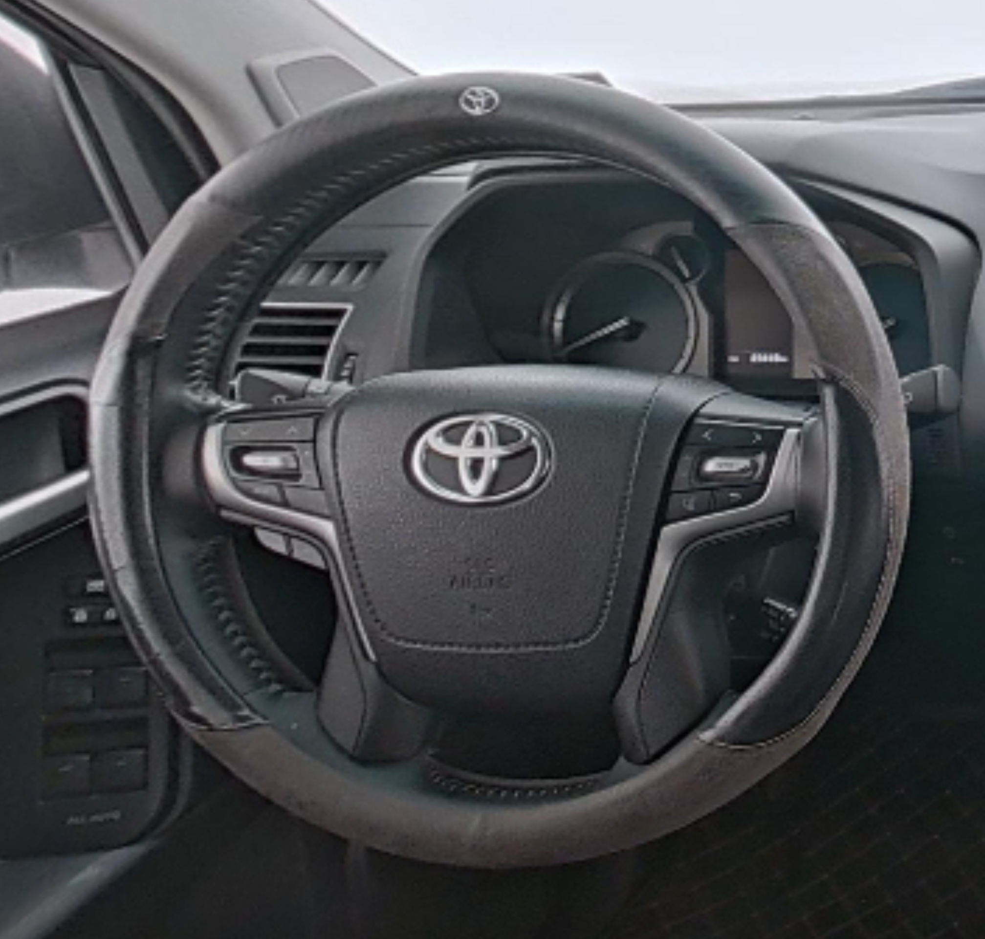 Toyota Prado 2019 — фото 10